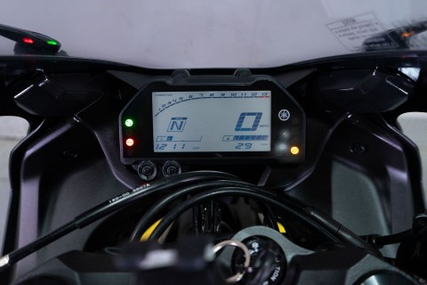 2023 Yamaha YZF-R3 ABS in Sacramento, California - Photo 18