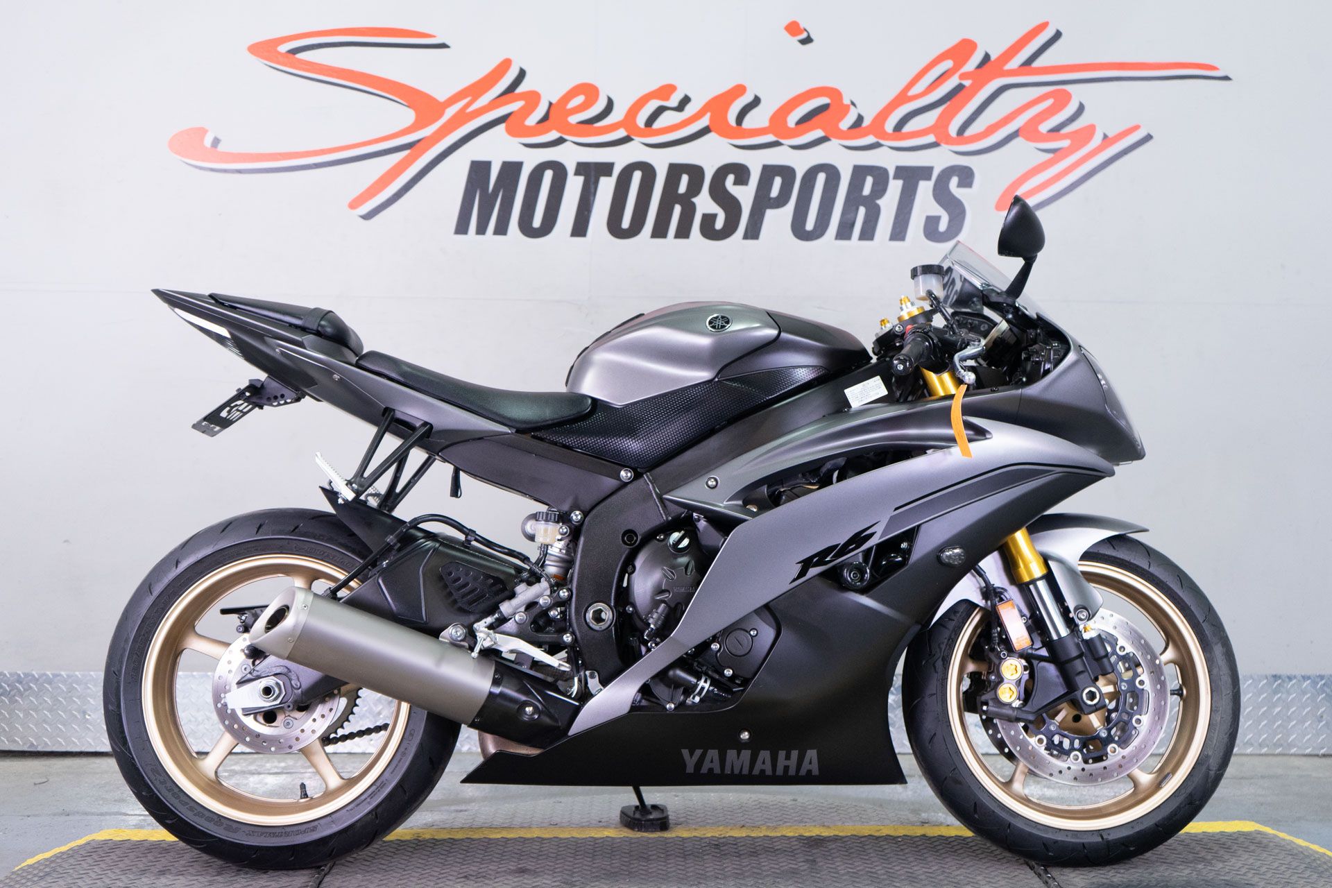 2014 Yamaha YZF-R6 in Sacramento, California - Photo 1