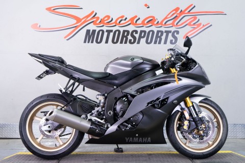 2014 Yamaha YZF-R6 in Sacramento, California - Photo 1