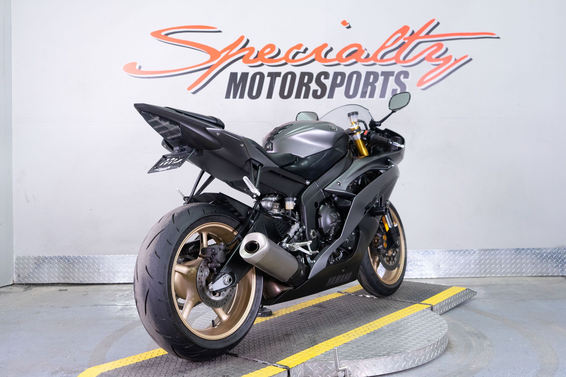 2014 Yamaha YZF-R6 in Sacramento, California - Photo 6