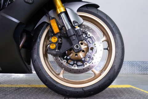 2014 Yamaha YZF-R6 in Sacramento, California - Photo 7