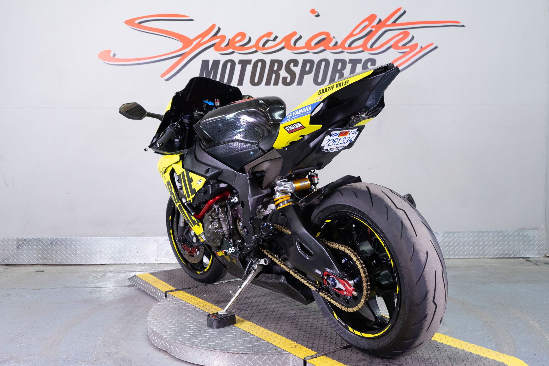 2015 Yamaha YZF-R1 in Sacramento, California - Photo 5