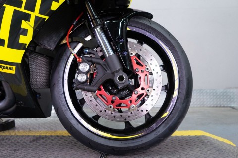 2015 Yamaha YZF-R1 in Sacramento, California - Photo 7