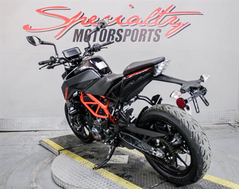 2023 KTM 390 Duke in Sacramento, California - Photo 7