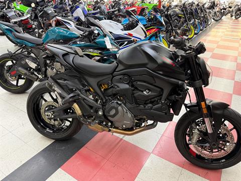 2025 Ducati Monster — photo 1 of 11