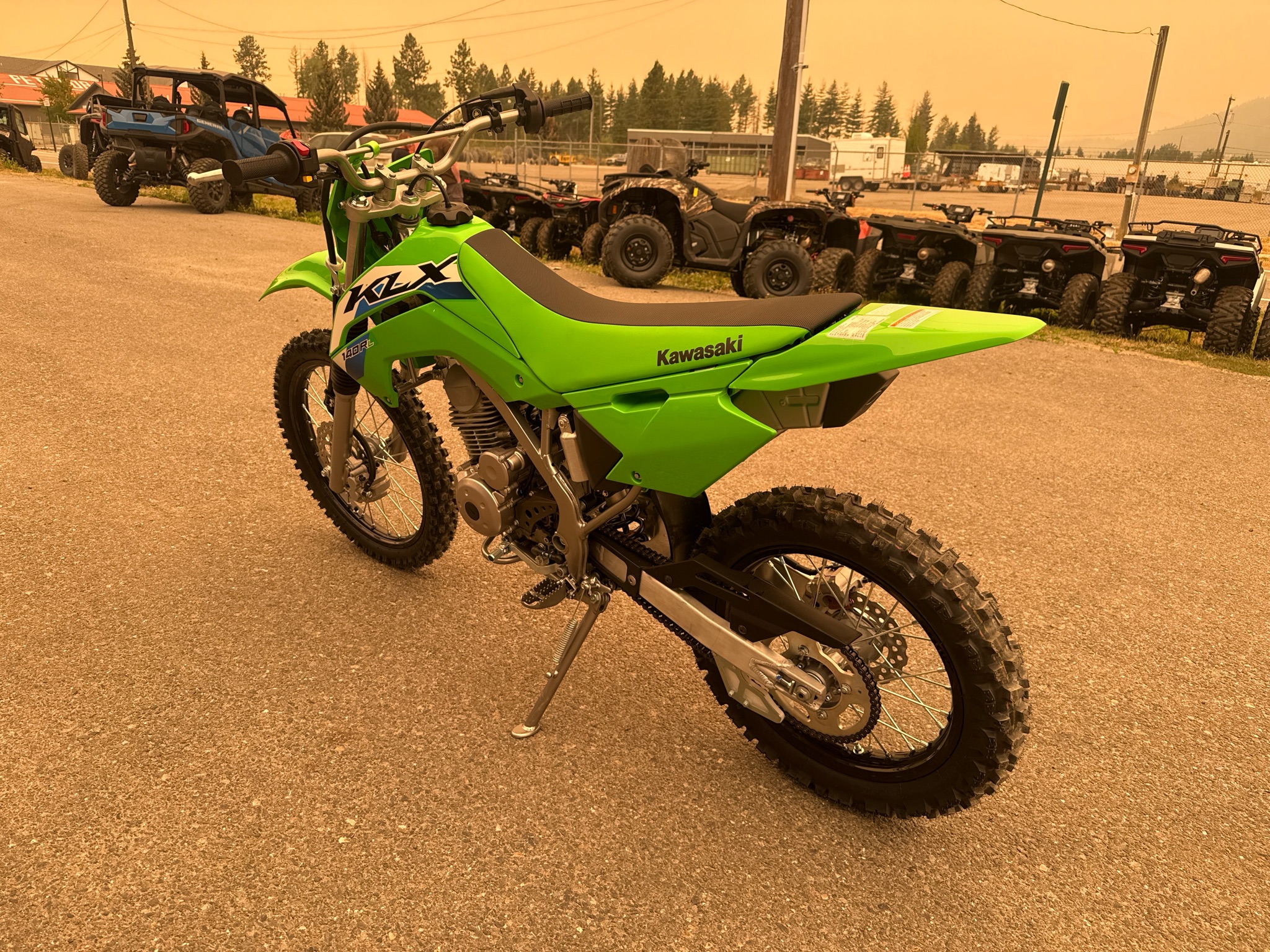 2027 Kawasaki KLX®140R L 8
