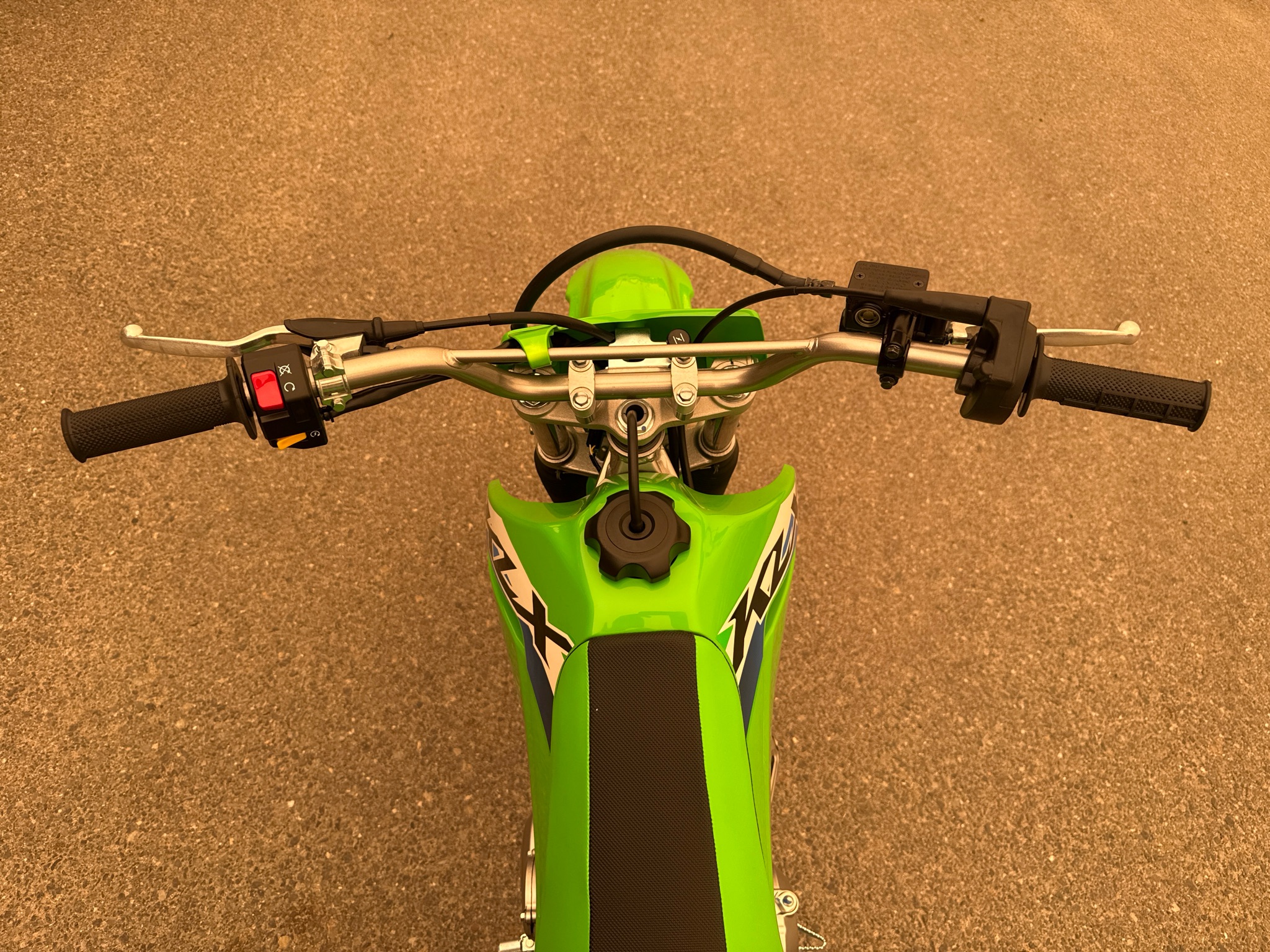 2027 Kawasaki KLX®140R L 9