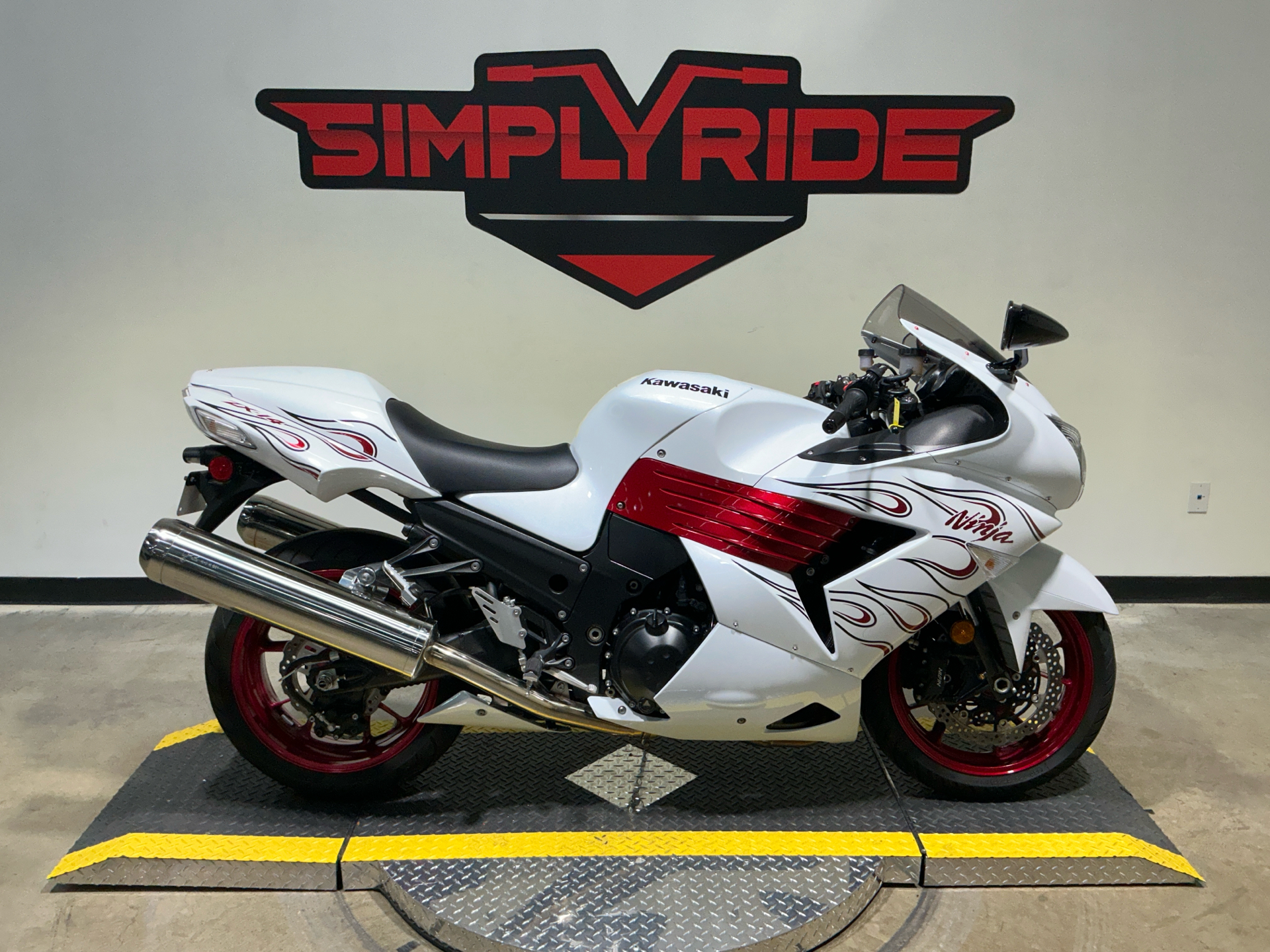 Used 2007 Kawasaki Ninja® ZX™-14 Pearl Crystal White Motorcycles