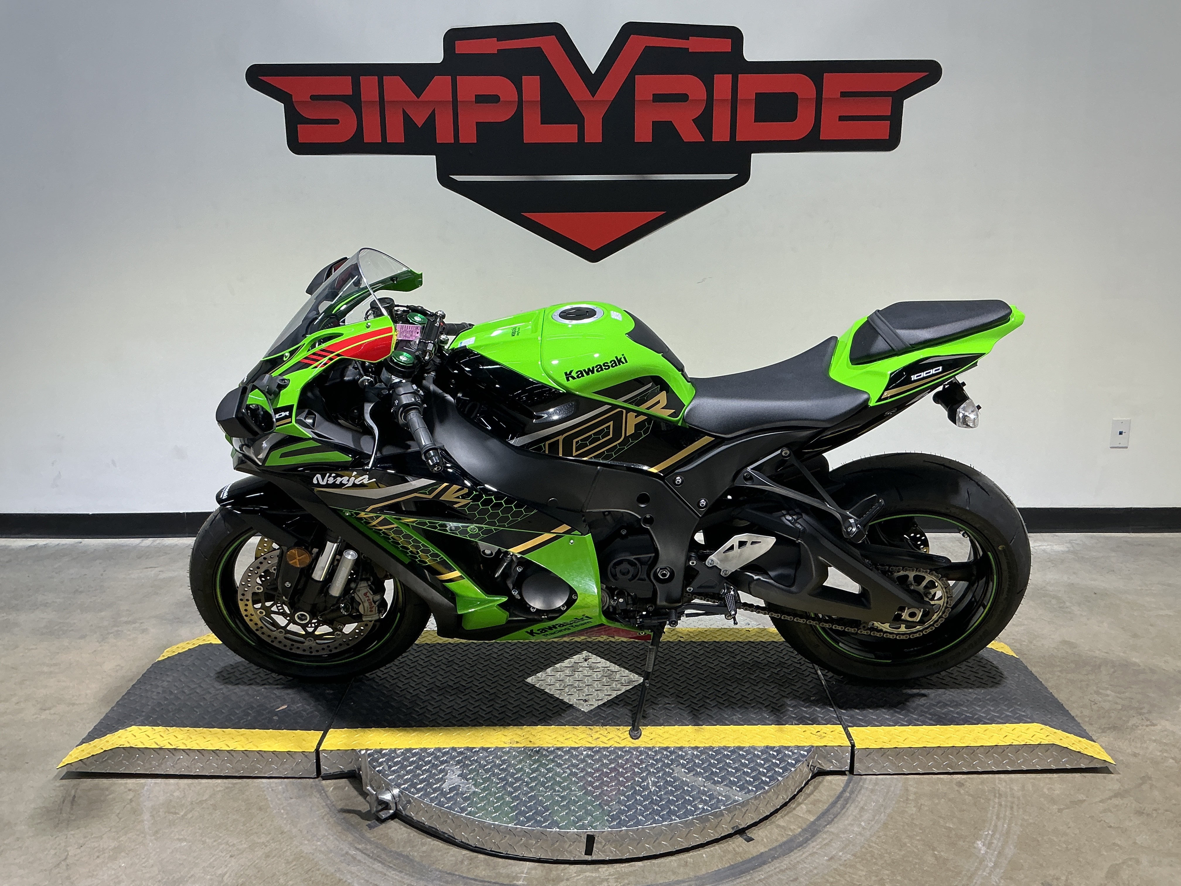 Used 2020 Kawasaki Ninja ZX-10R KRT Edition Lime Green / Ebony