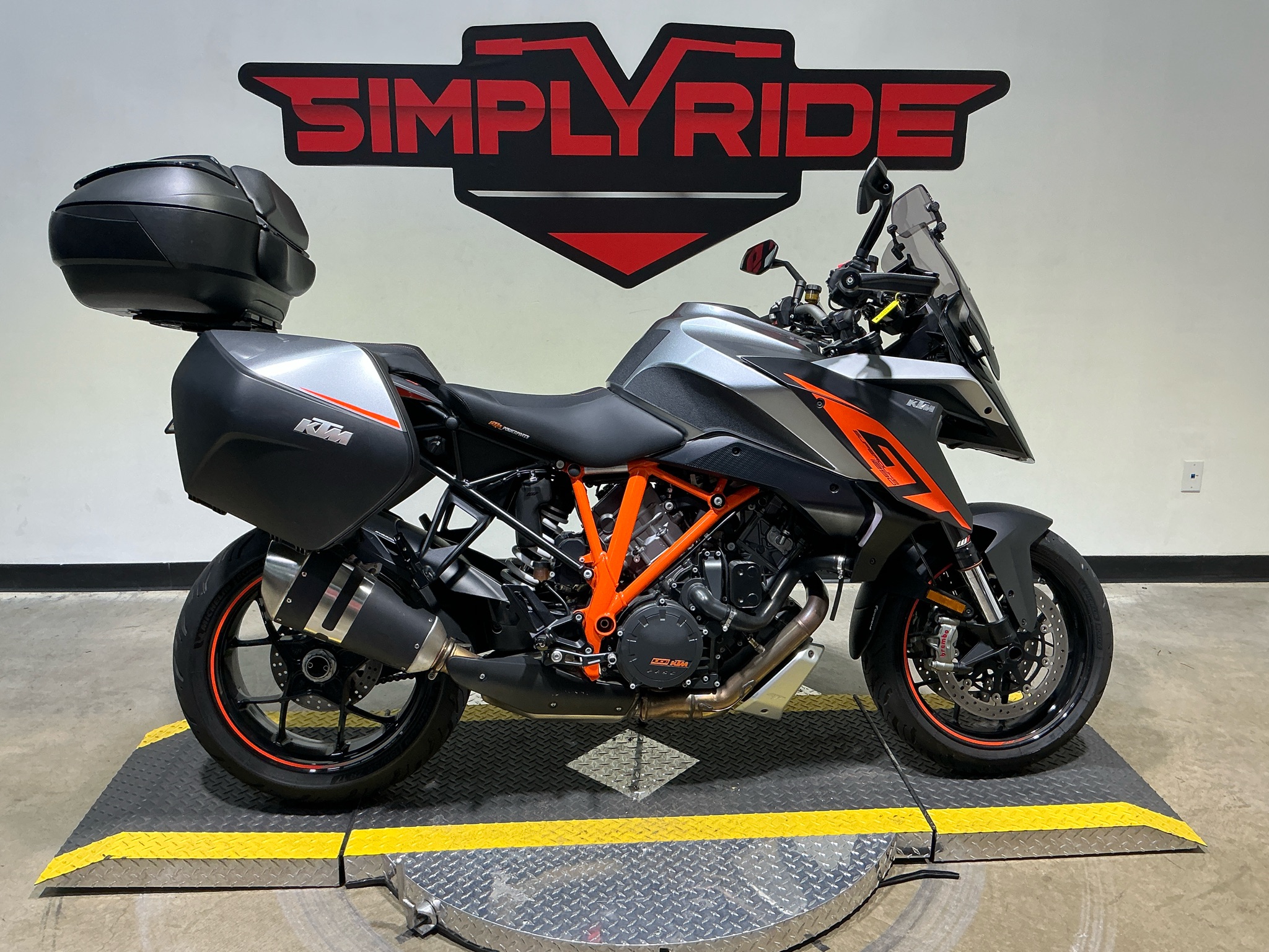 2016 KTM 1290 Super Duke R for sale 1207950