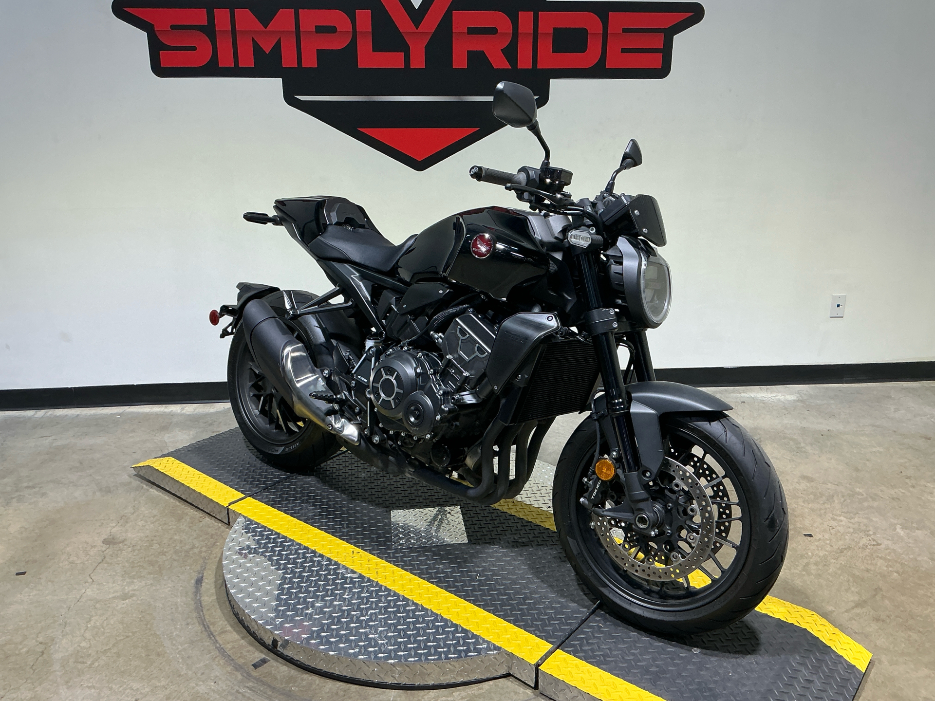 Seat Height Honda Cb 1000 F 2021 Used 2021 Honda CB1000R Black