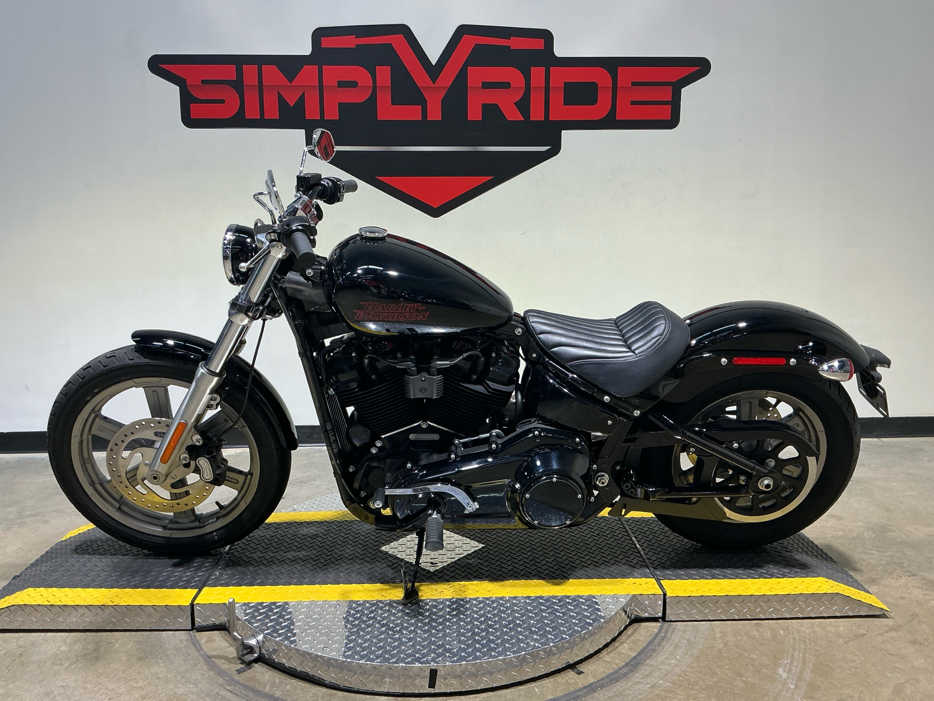 Used 2023 Harley-Davidson Softail® Standard Vivid Black