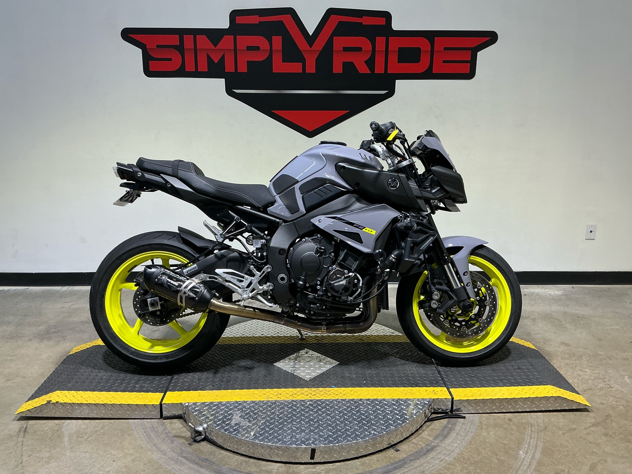 2017 Yamaha FZ-10 for sale 1269649