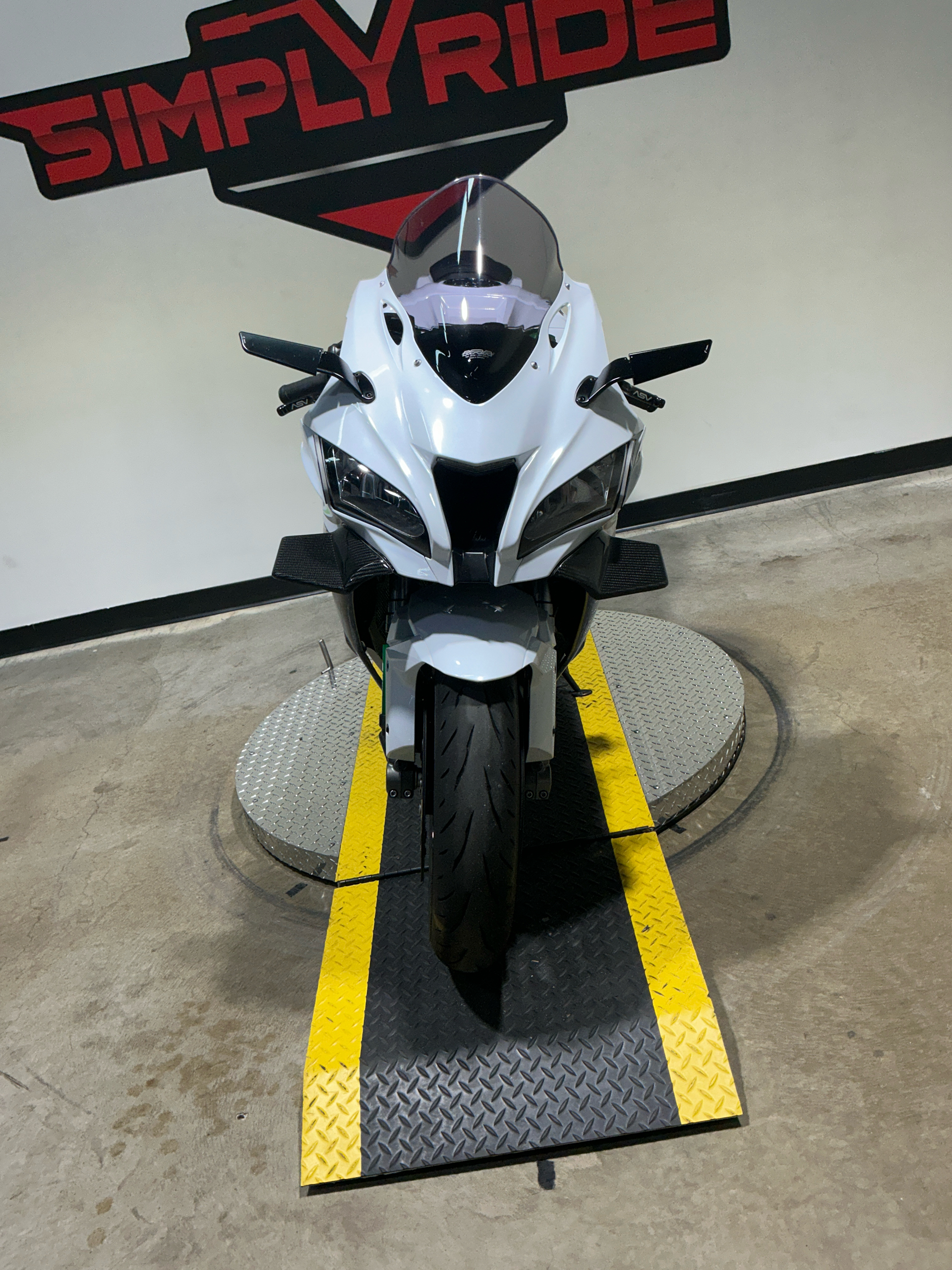M.M Used 2017 Kawasaki Ninja ZX-10R ABS Pearl Blizzard White