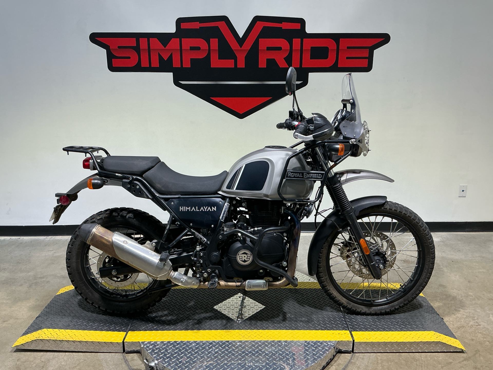 Black Himalayan Sleet Grey On Road Price Himalayan Sleet Grey On