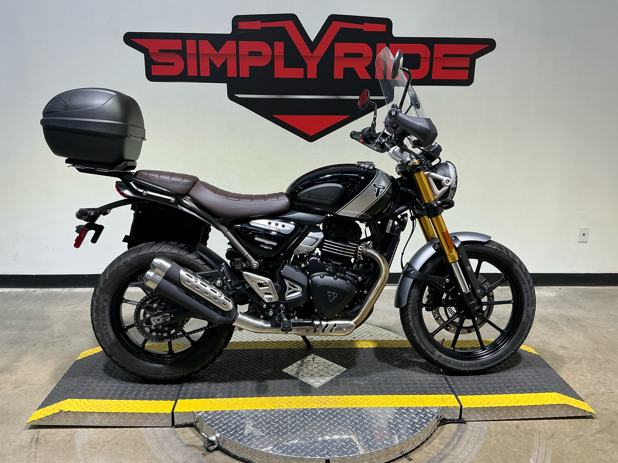 2025 Triumph Scrambler 400 X