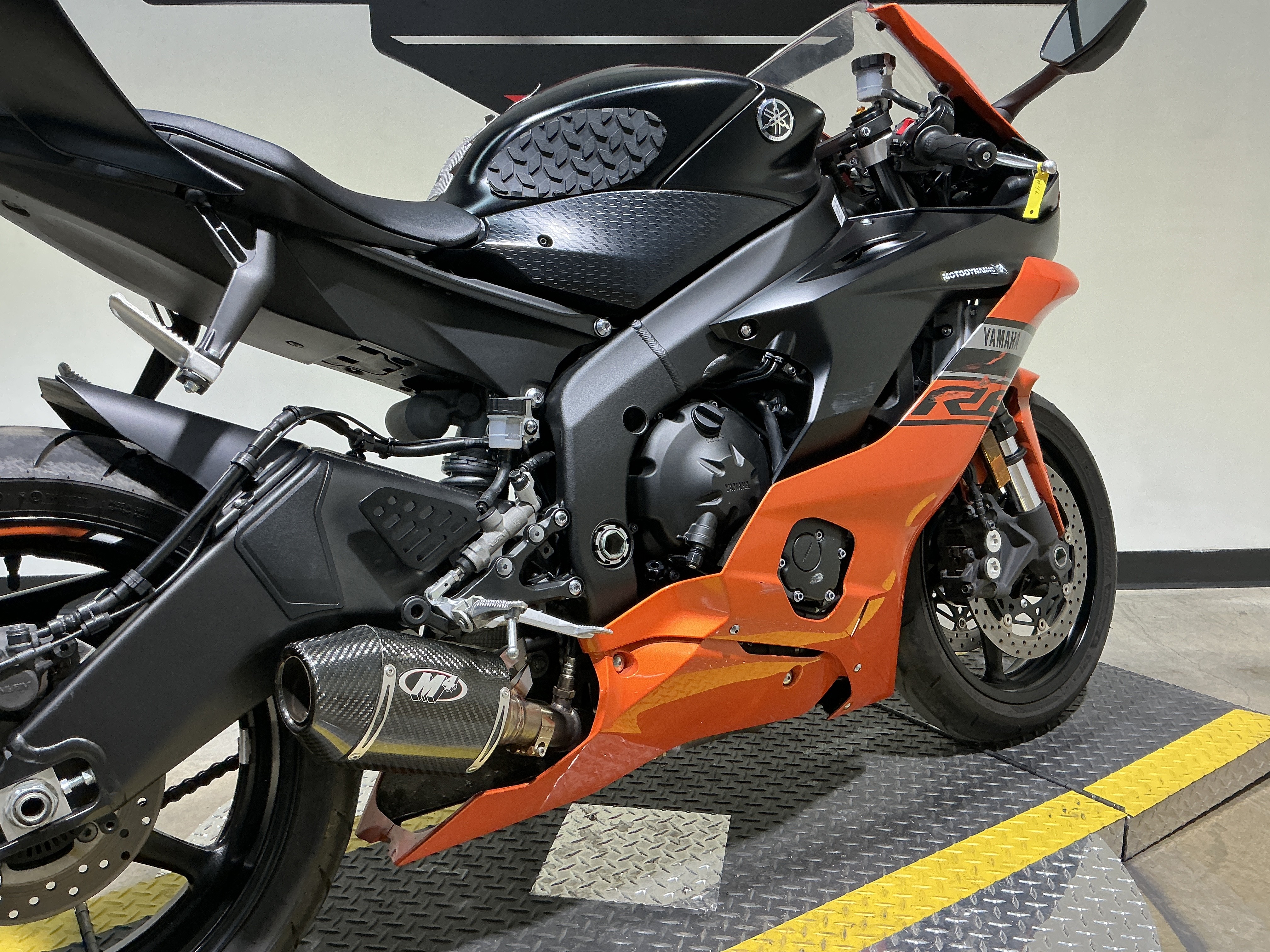 Used 2020 Yamaha YZF-R6 Vivid Orange / Matte Raven Black Motorcycles ...