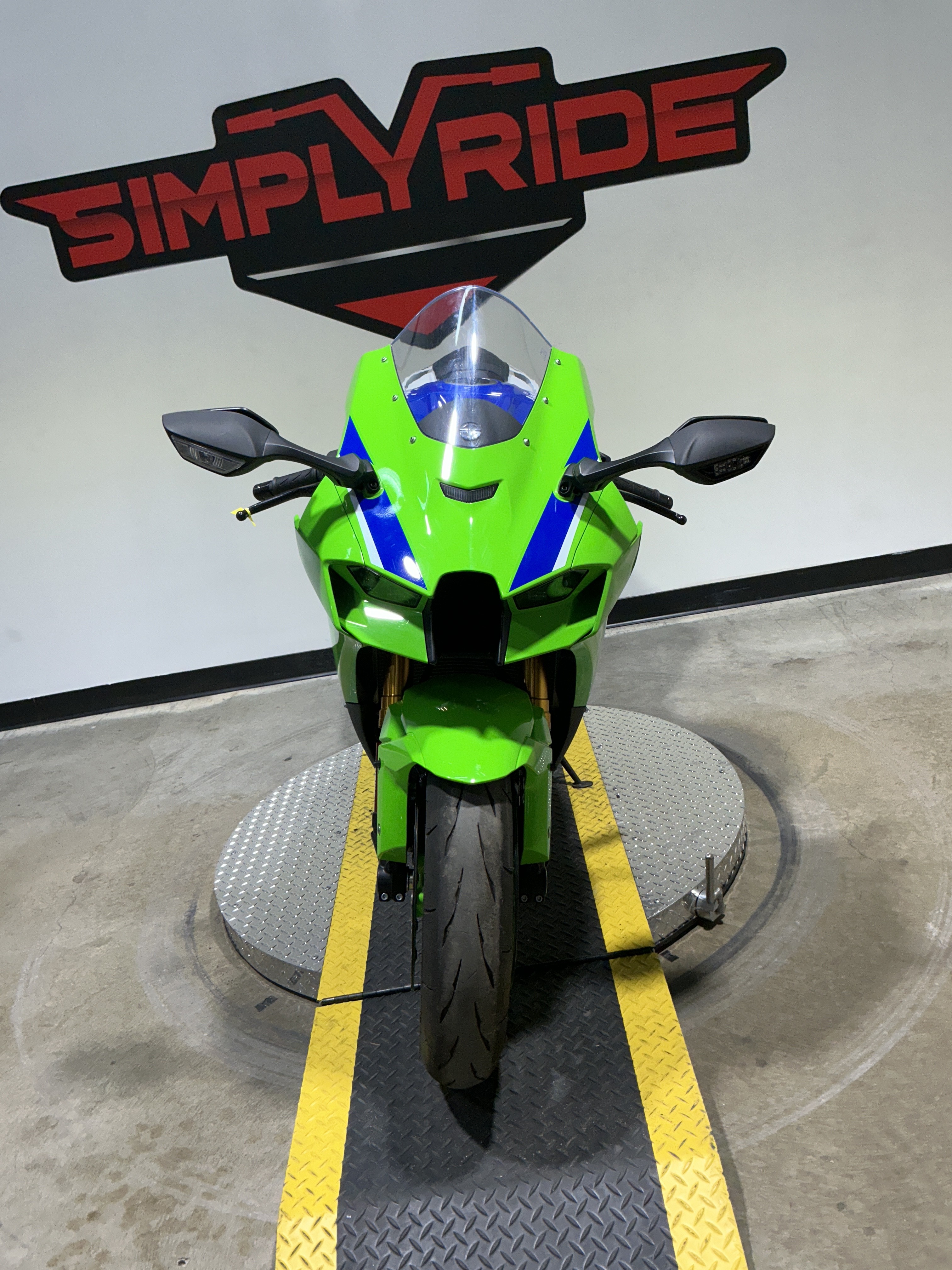 Used 2024 Kawasaki Ninja ZX-10R ABS KRT Edition Lime Green / Ebony