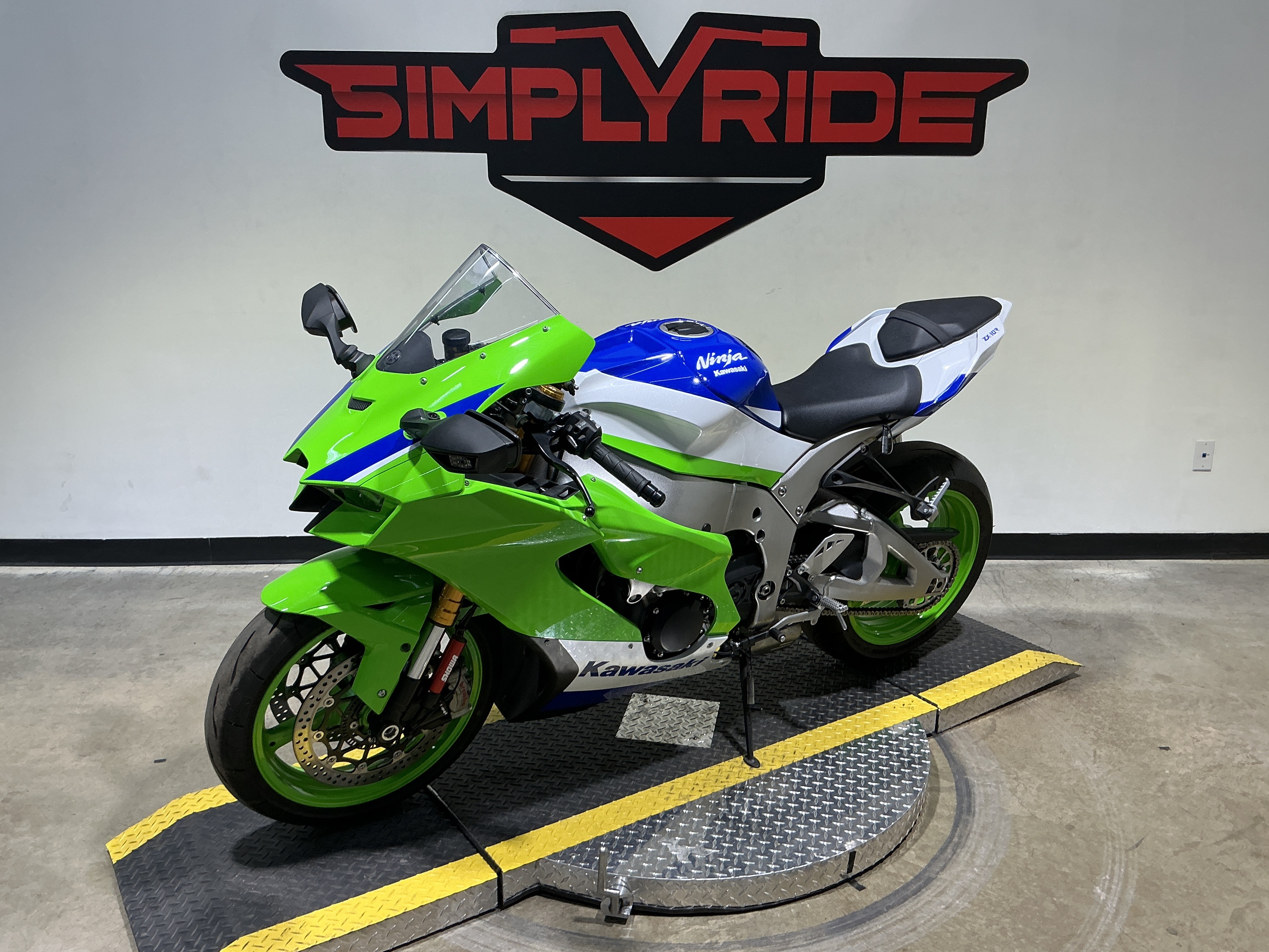 Used 2024 Kawasaki Ninja ZX-10R ABS KRT Edition Lime Green / Ebony