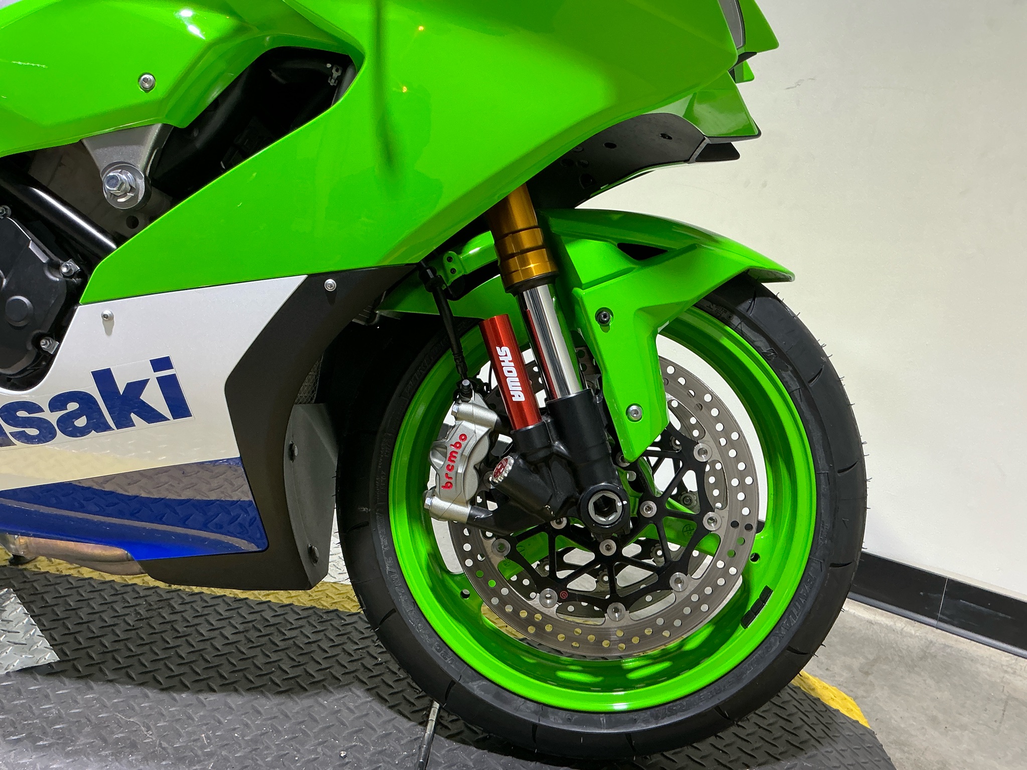 Used 2024 Kawasaki Ninja ZX-10R ABS KRT Edition Lime Green / Ebony