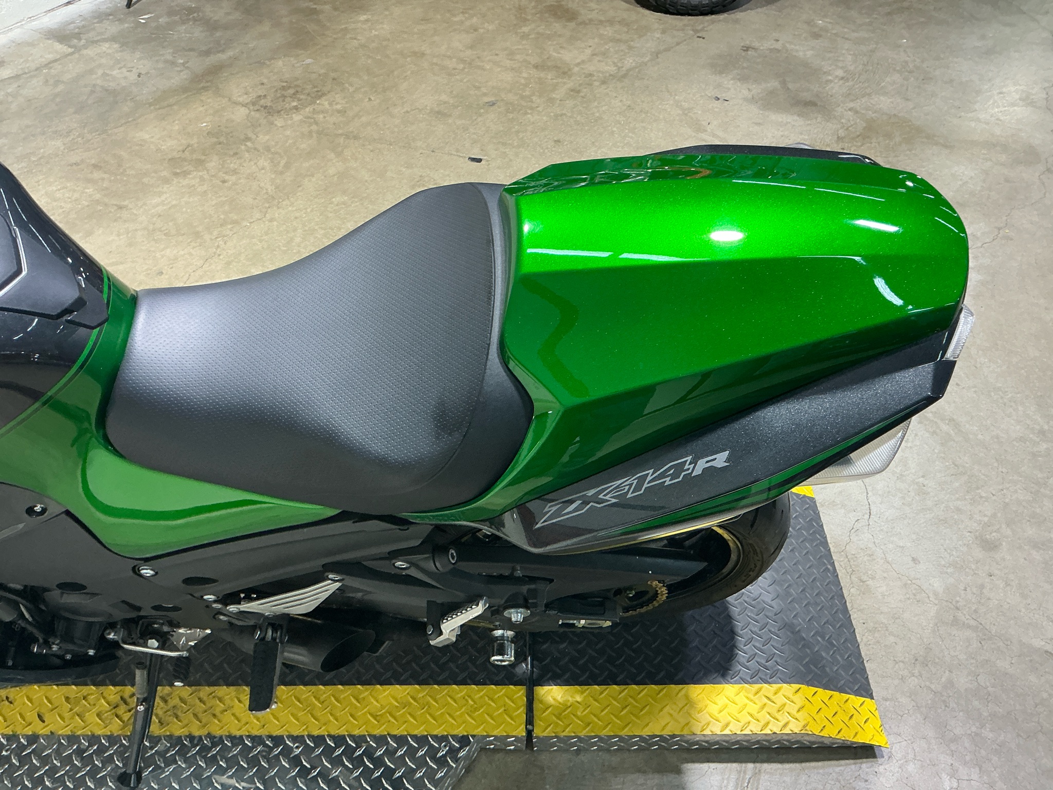 Used 2018 Kawasaki Ninja ZX-14R ABS SE Emerald Blazed Green