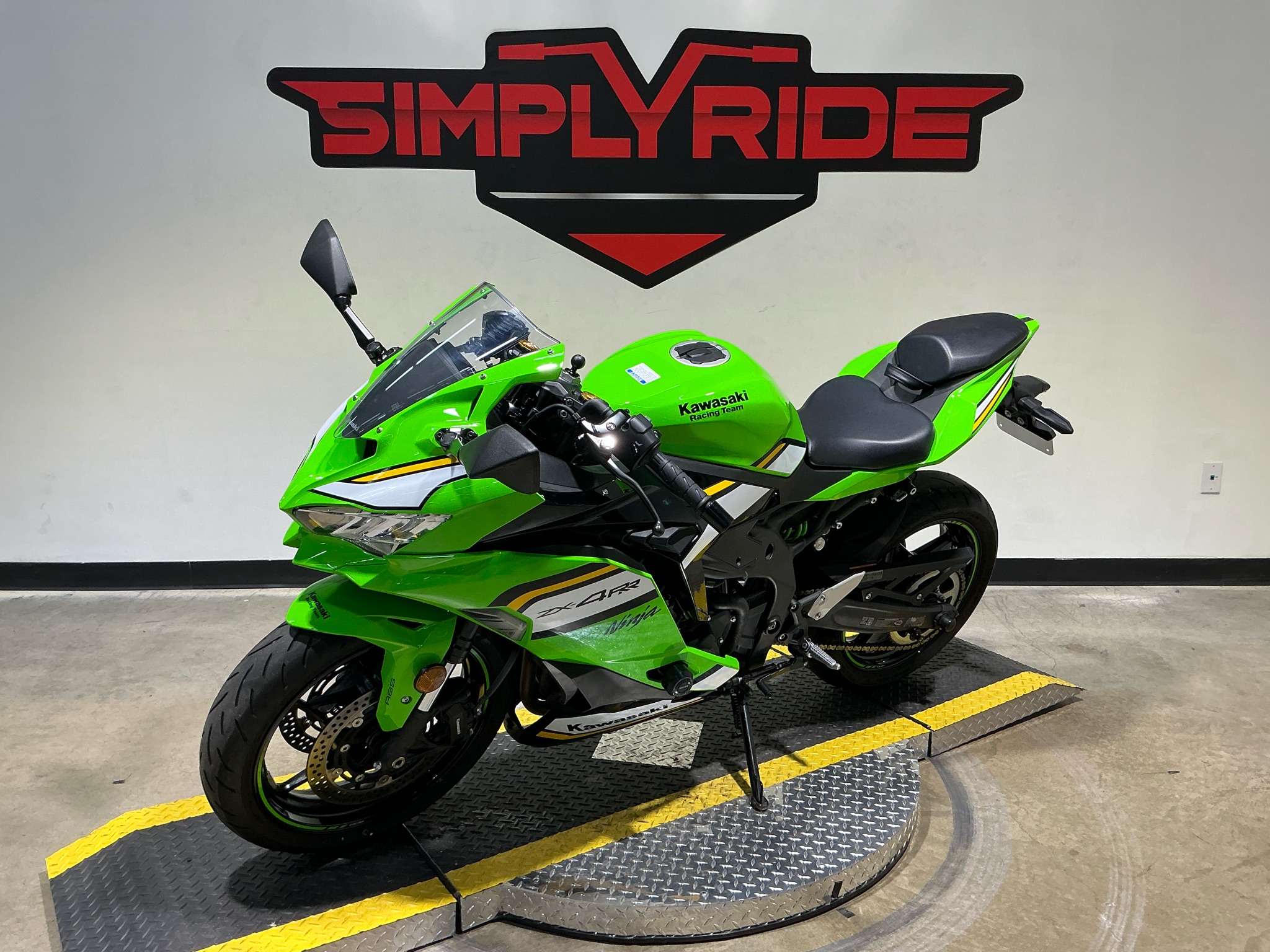 Used 2025 Kawasaki Ninja® ZX™-4RR KRT Edition ABS Lime Green