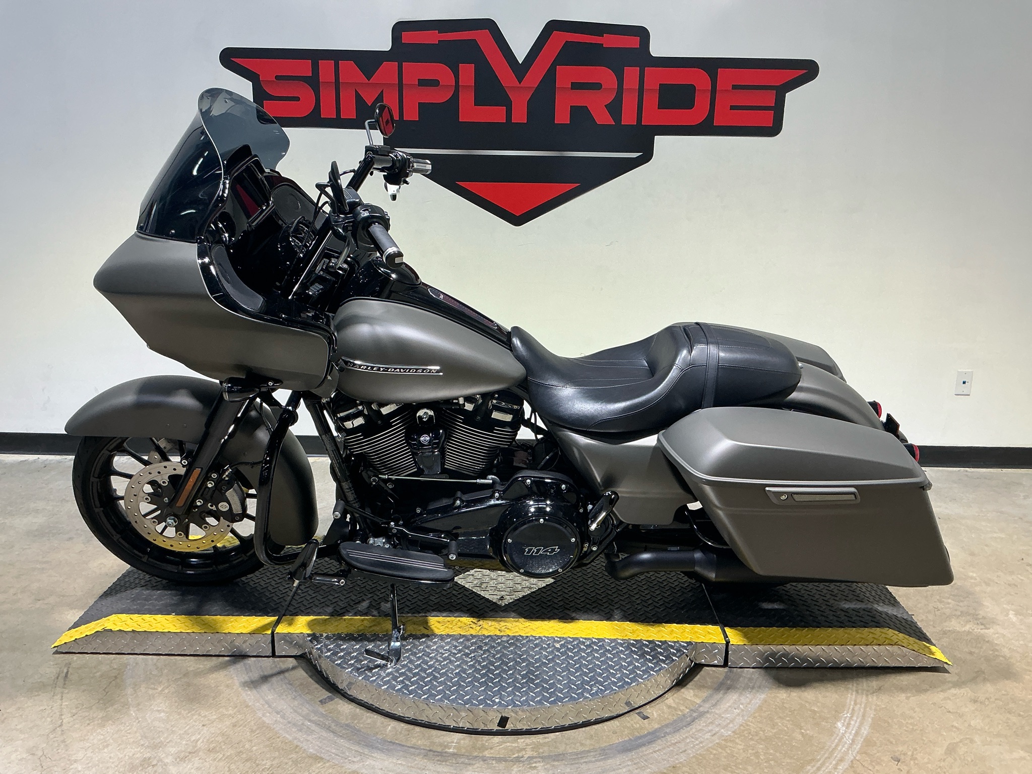 2019 Harley-Davidson Road Glide® Special 5