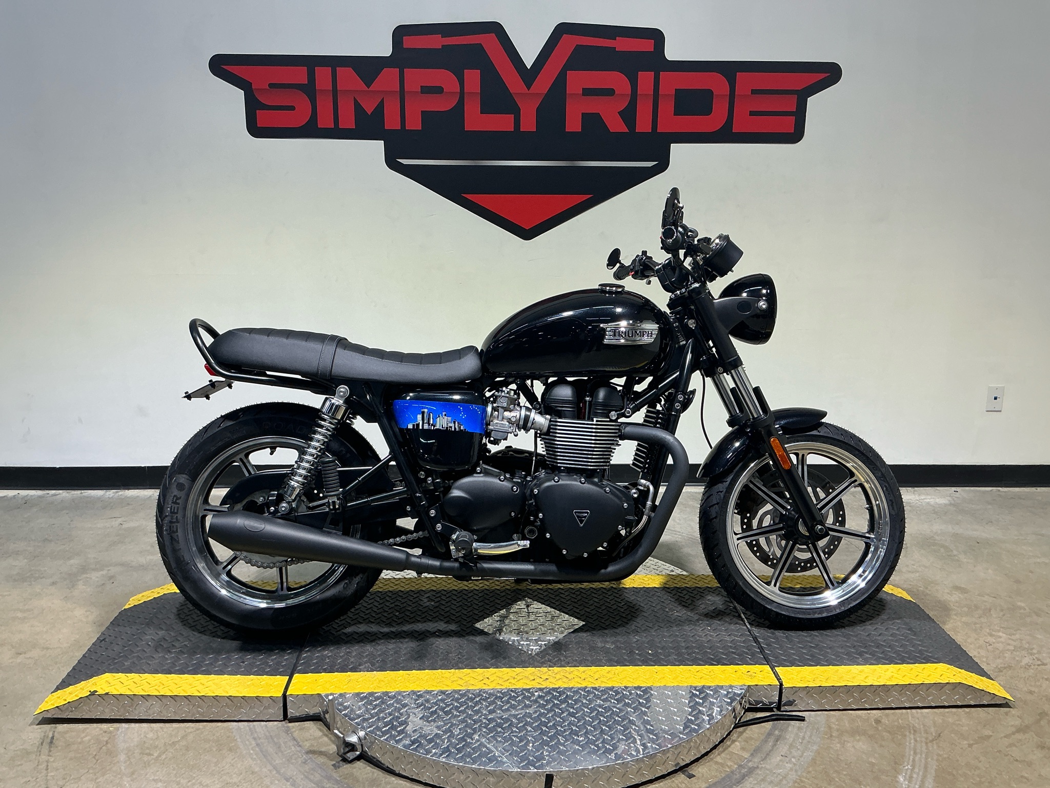 2014 Triumph Bonneville T100 Black