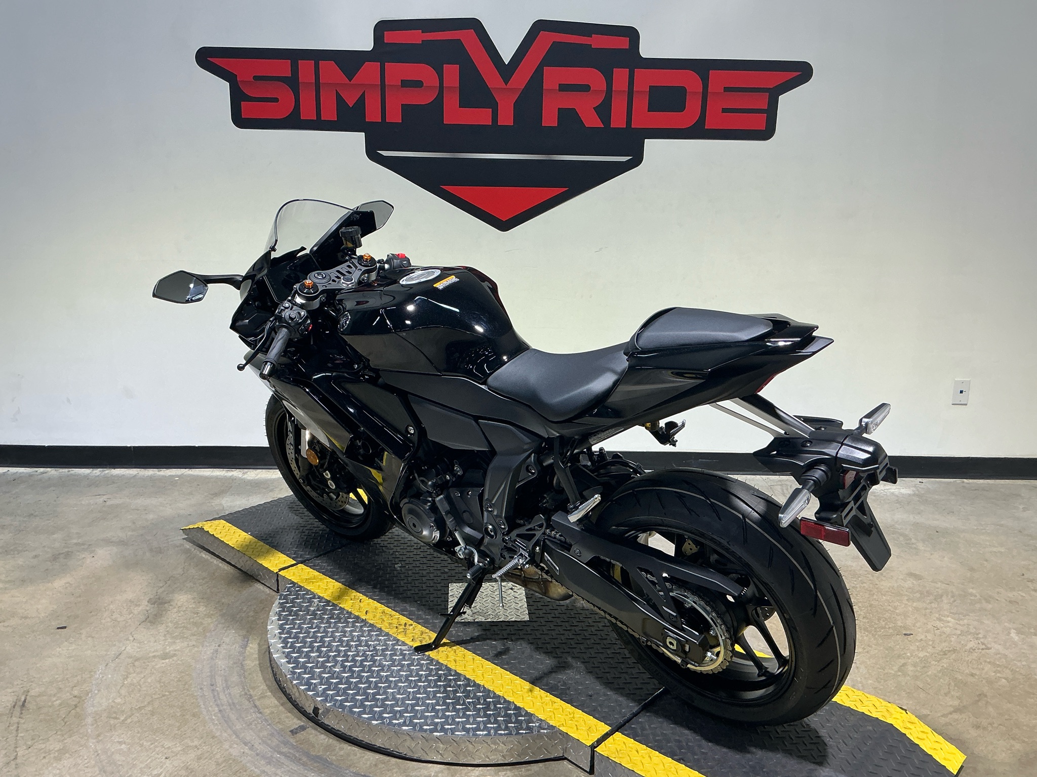 2026 Yamaha YZF-R7 6