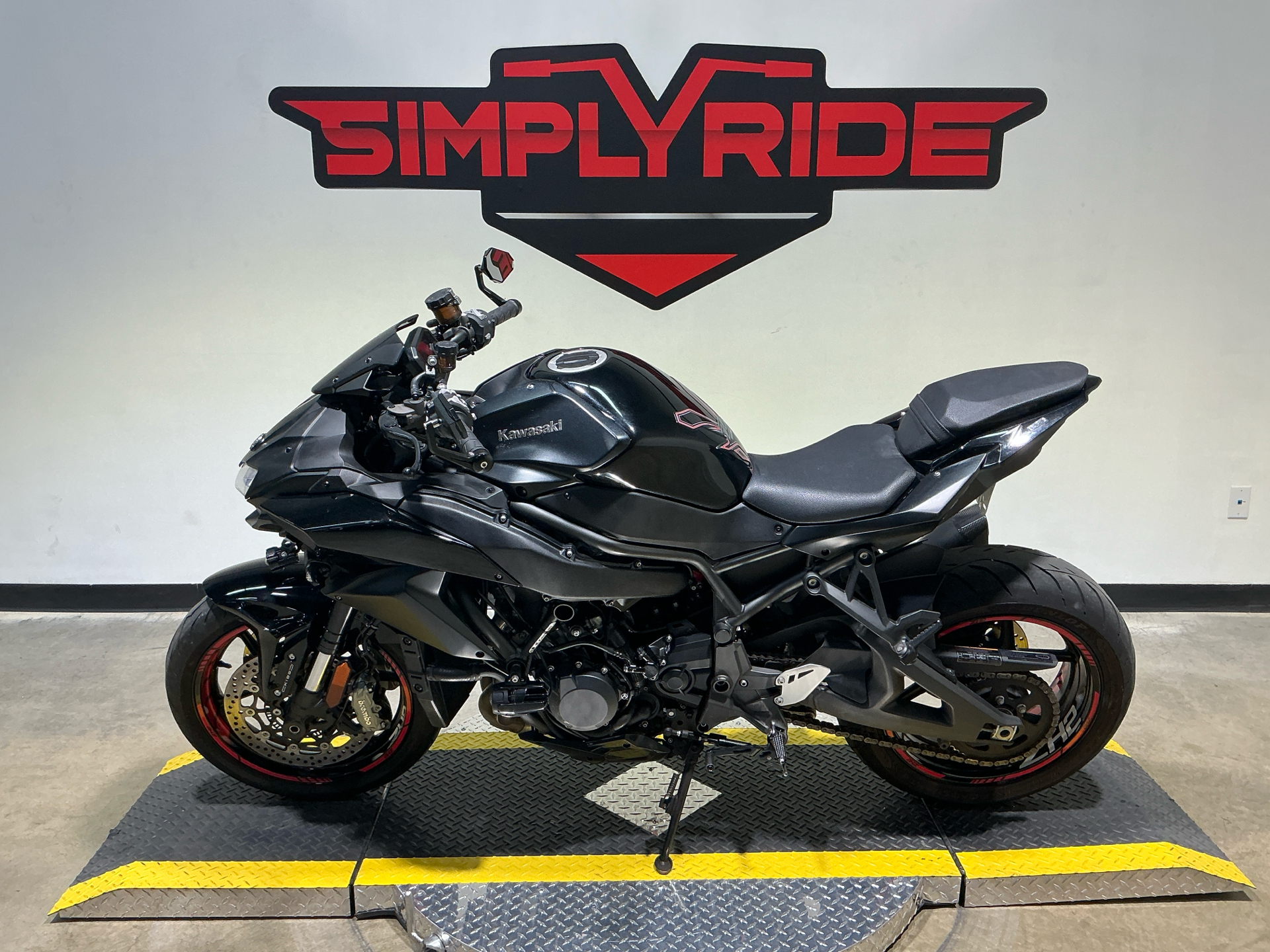 Used 2021 Kawasaki Z H2 Metallic Diablo Black / Metallic