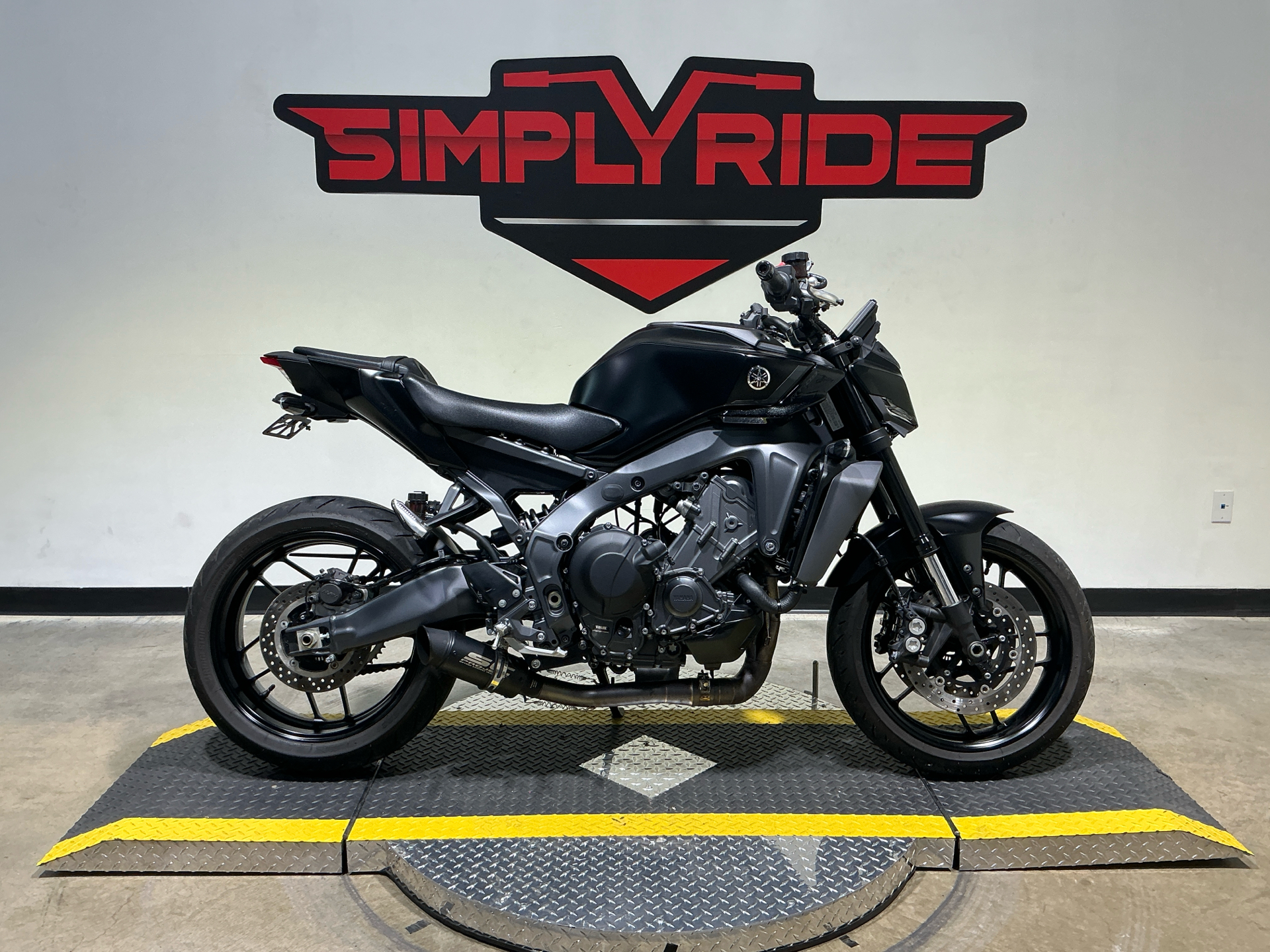 2024 Yamaha MT-09 1