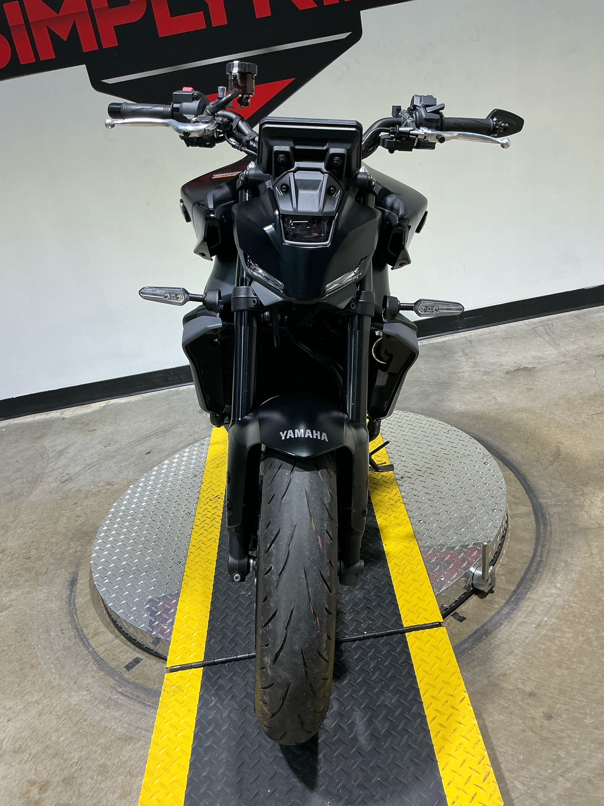 2024 Yamaha MT-09 3