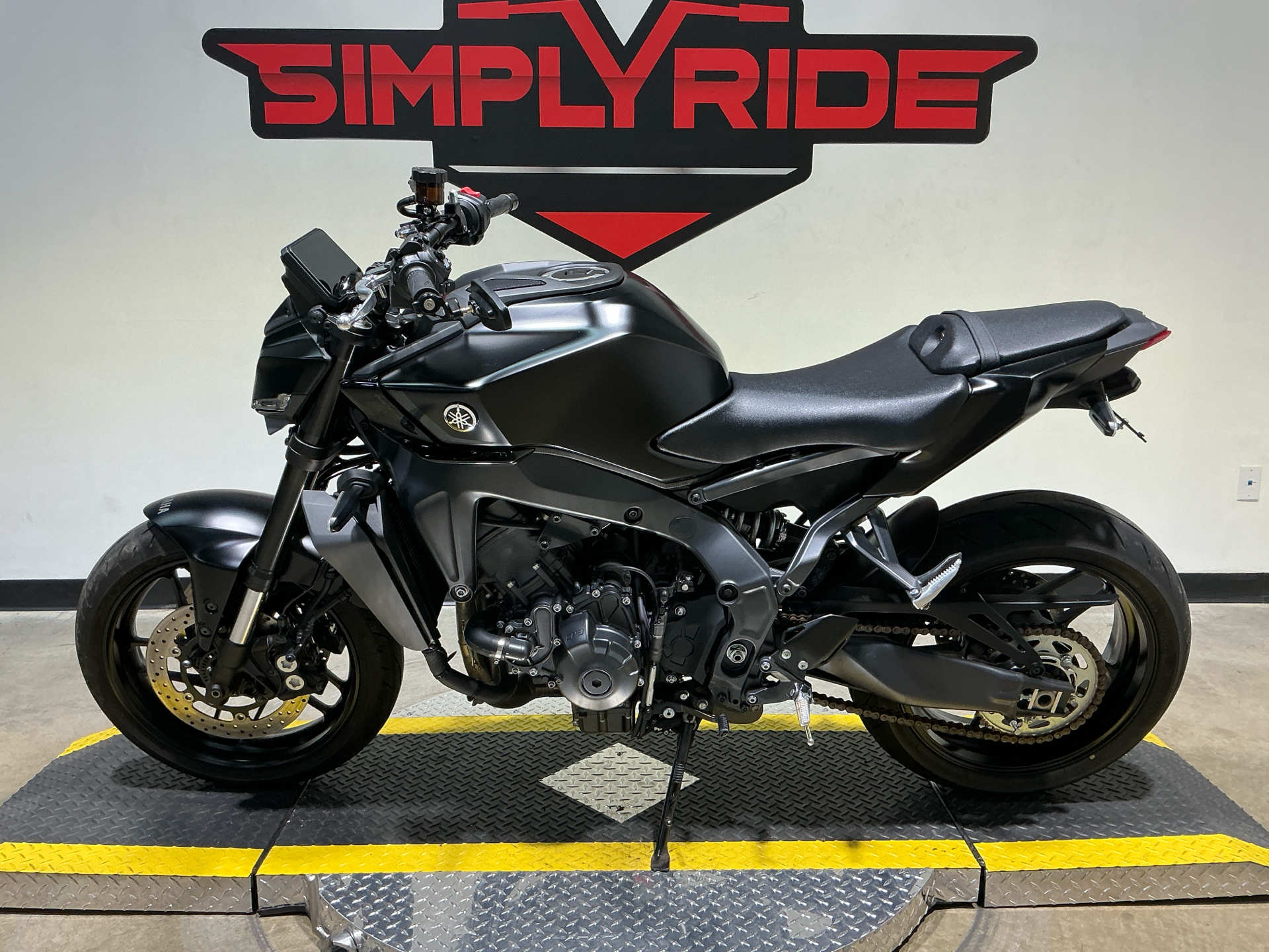 2024 Yamaha MT-09 5