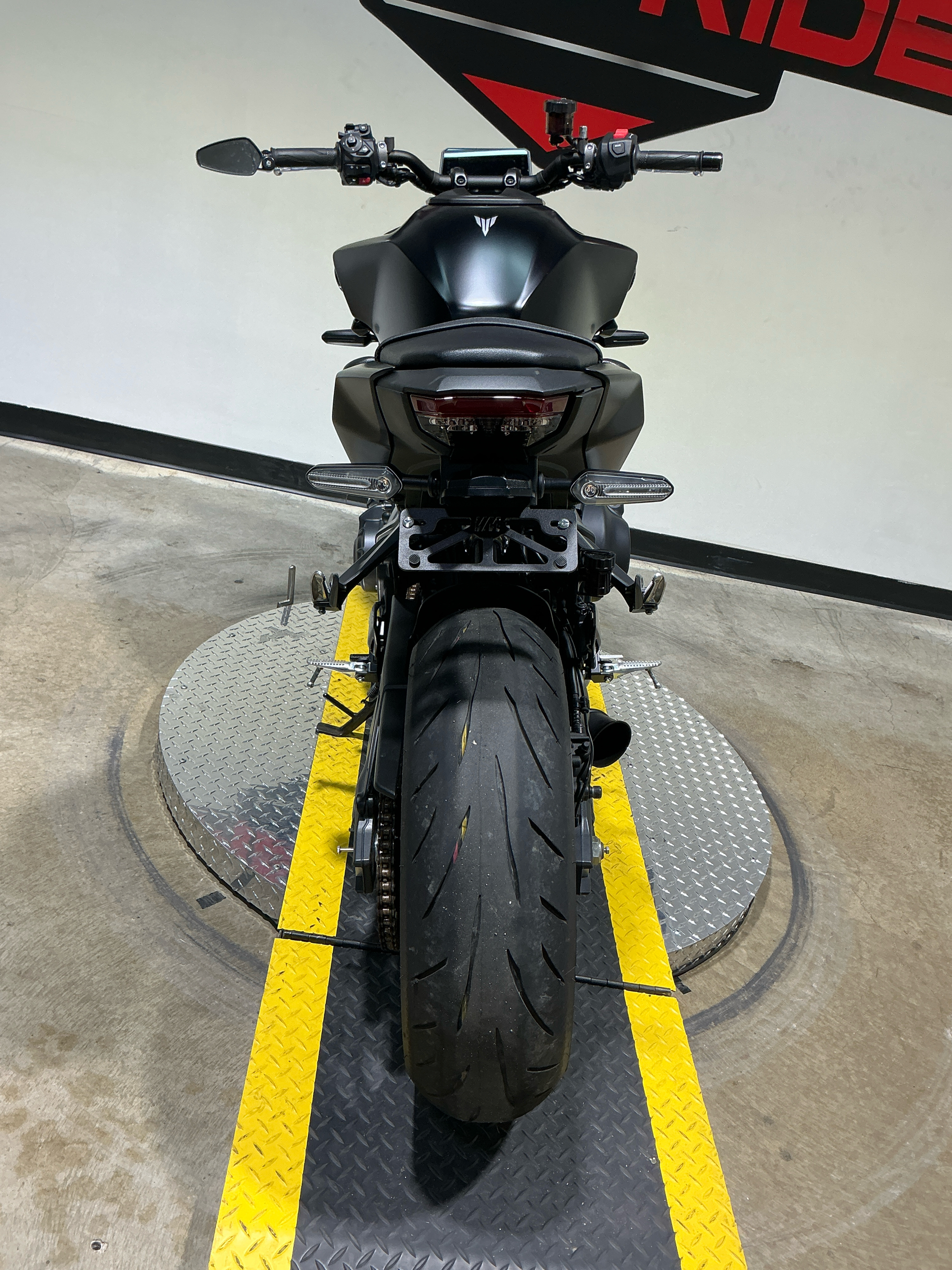 2024 Yamaha MT-09 7