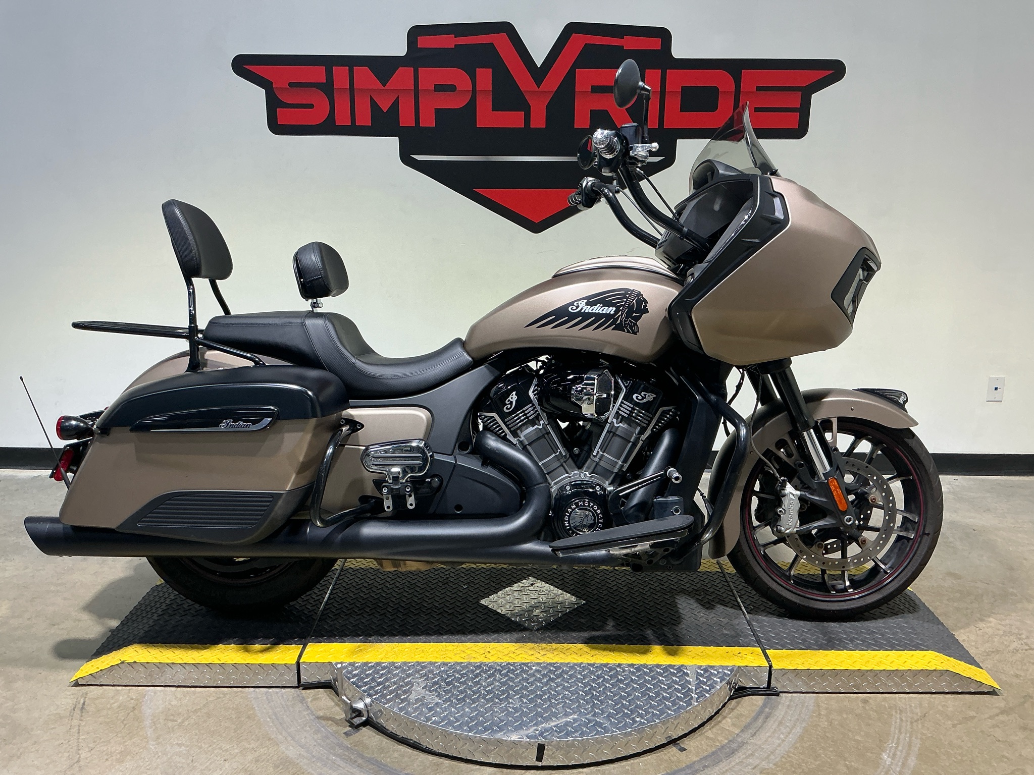 2020  Challenger® Dark Horse® for sale 1229605