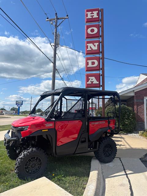 2026 Honda Pioneer 1000-5 Deluxe — photo 1 of 15