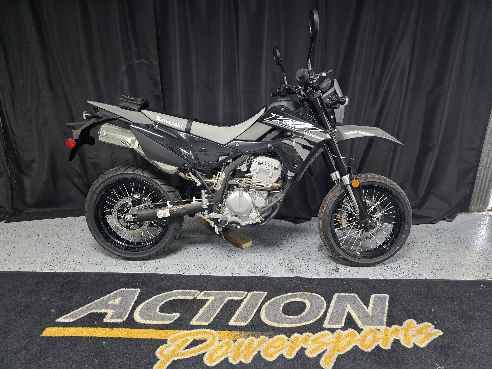 2026 Kawasaki KLX®300SM 2