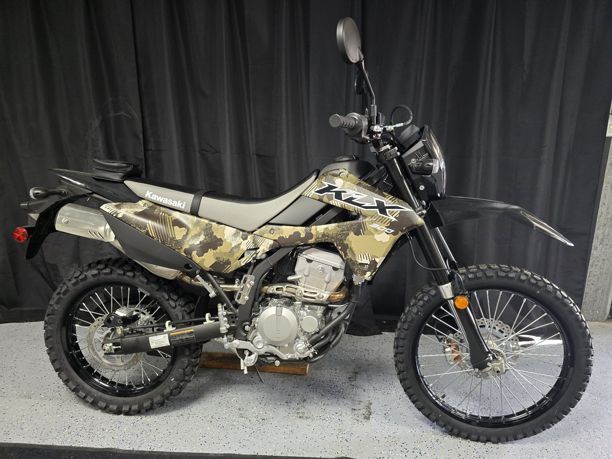 2026 Kawasaki KLX®300 1