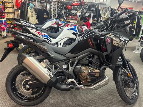 2026 Honda Africa Twin DCT — photo 1 of 13