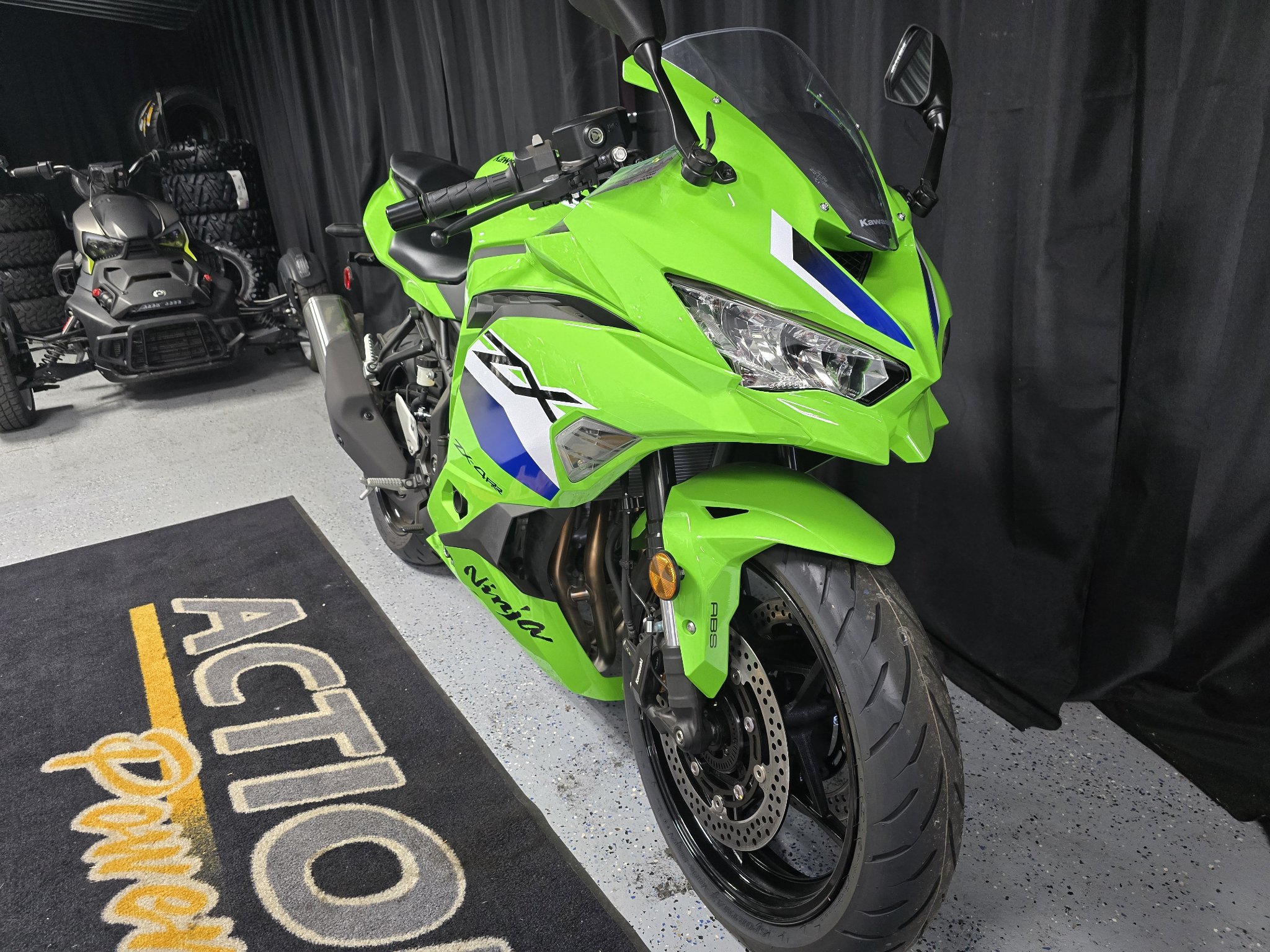 New 2026 Kawasaki NINJA® ZX™-4RR ABS, Sterling IL | Specs, Price
