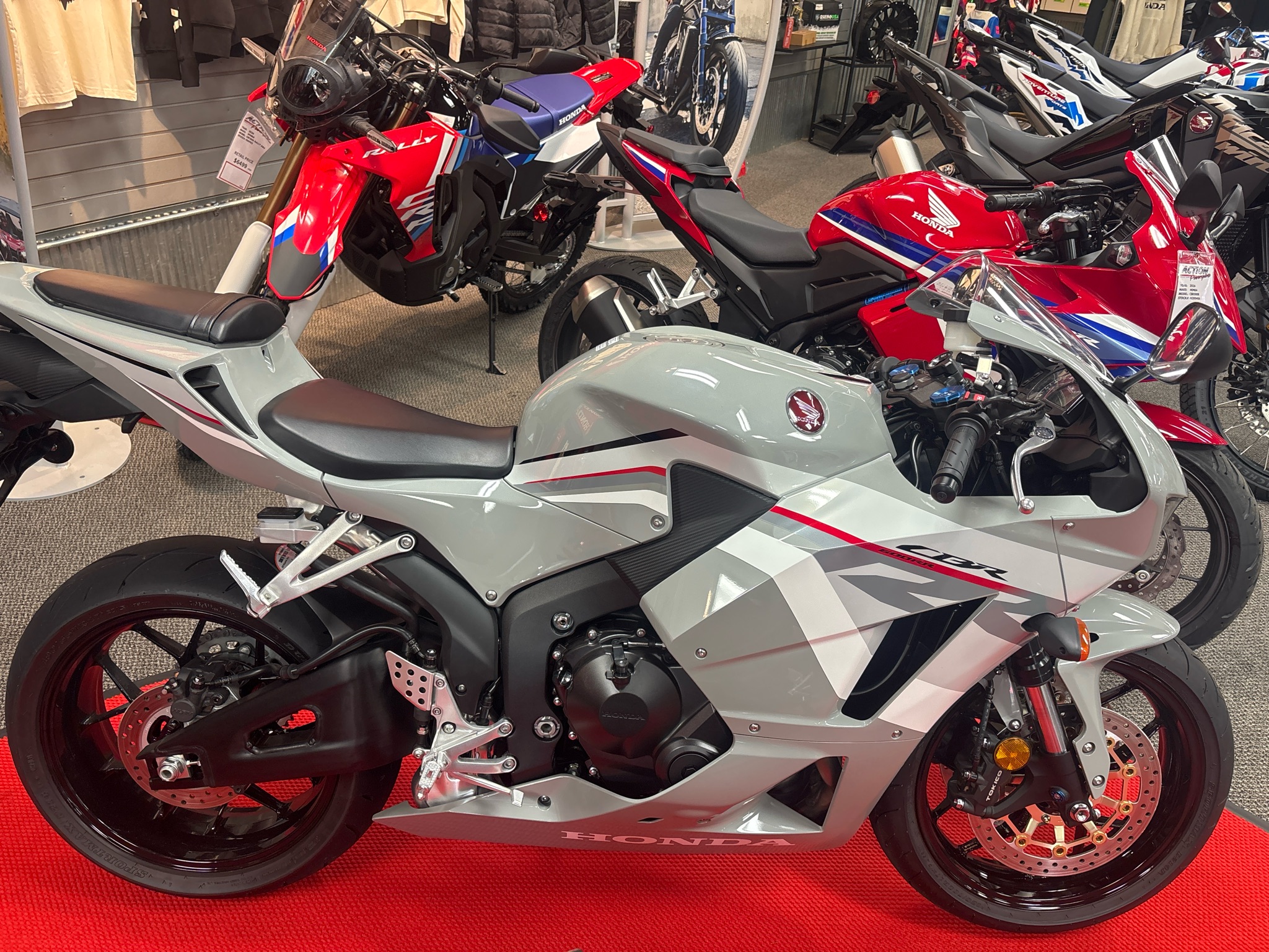 2026 Honda CBR600RR 1