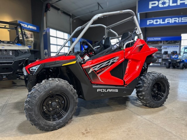 2026 Polaris RZR 200 EFI 1