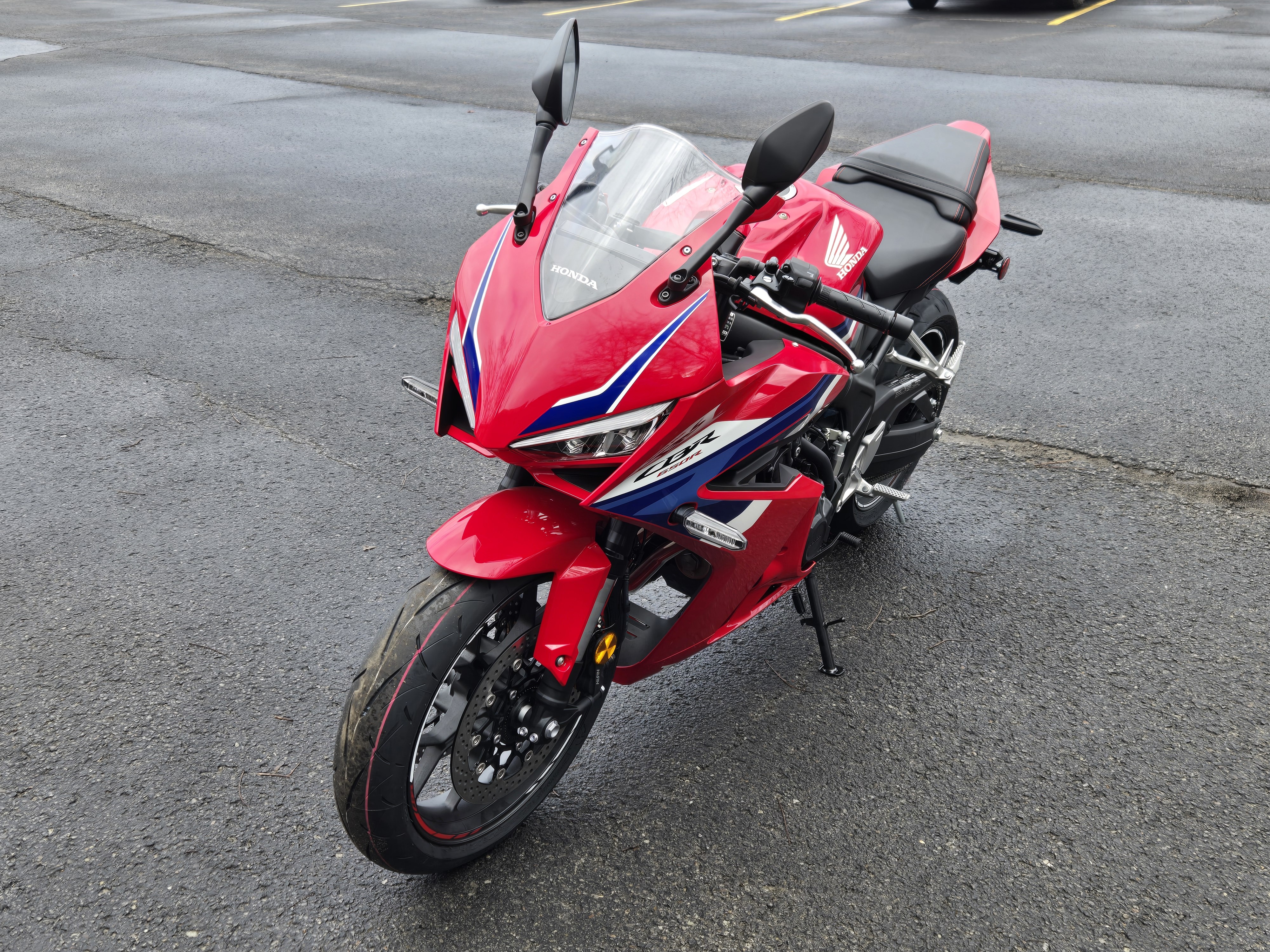 2026 Honda CBR650R E-Clutch 3