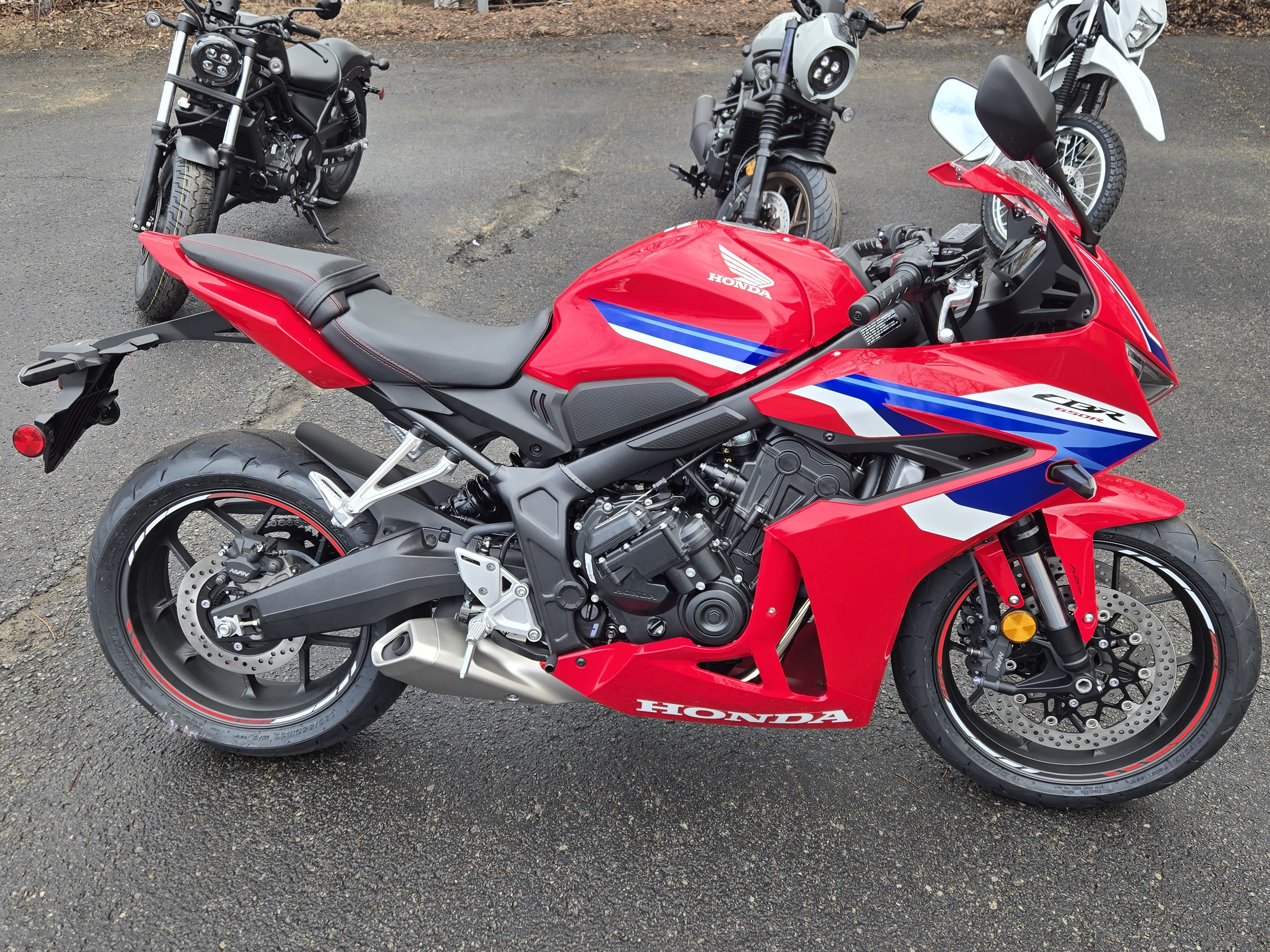 2026 Honda CBR650R E-Clutch 1