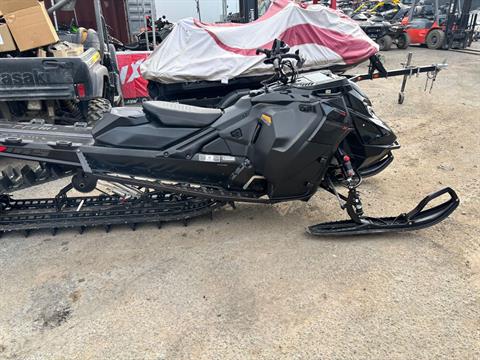 2025 Ski-Doo Summit X w/ Expert Package 165 850 E-TEC Turbo R SHOT PowderMax X-Light 3.0 w/ 10.25 in. Touchscreen HAC — photo 1 of 18
