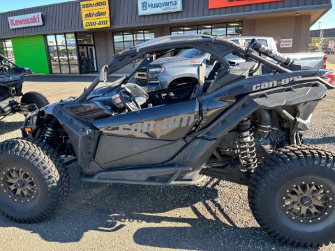 2021 Can-Am Maverick X3 X RS Turbo RR — photo 1 of 8
