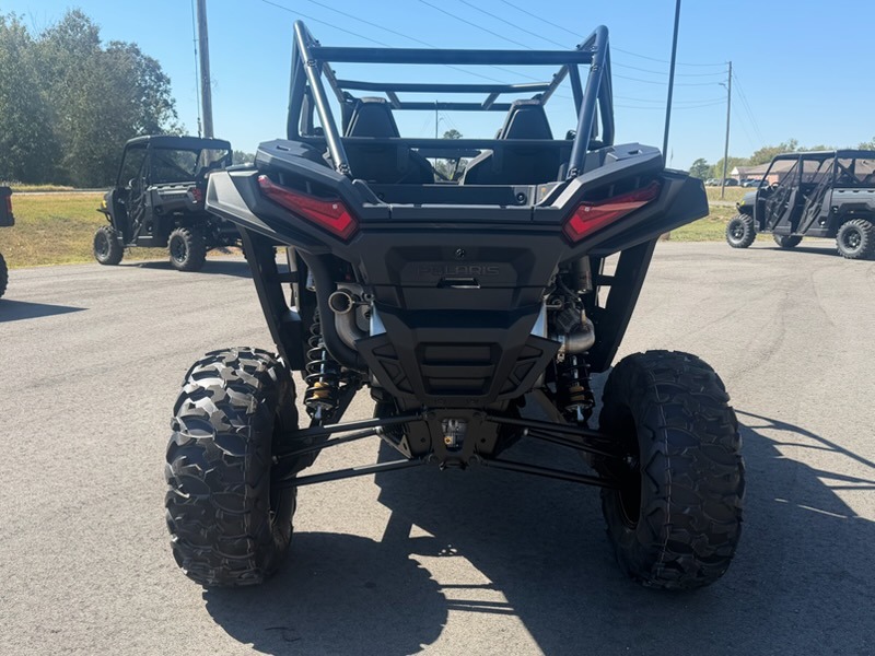 2027 Polaris RZR photo 3