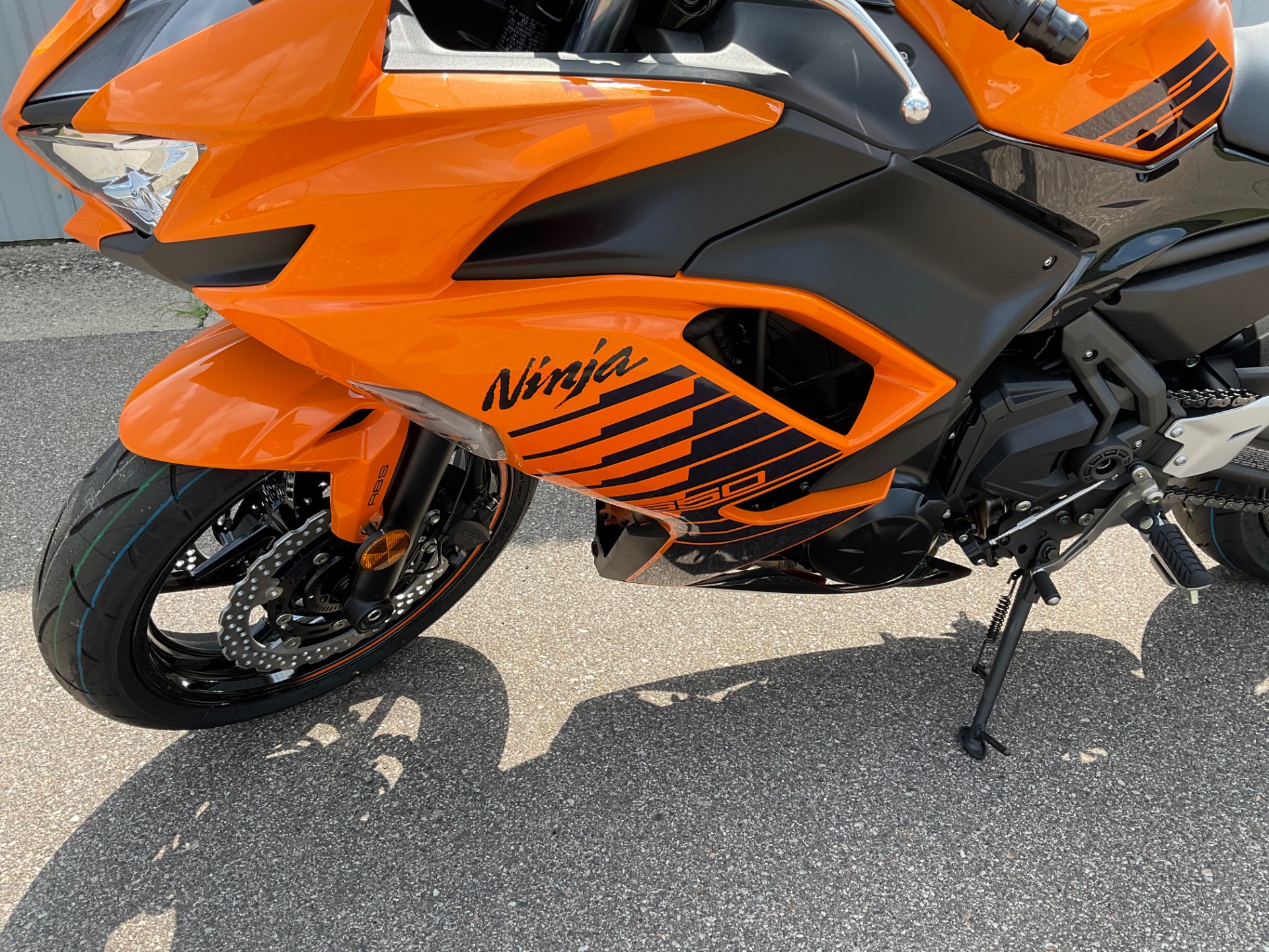 New 2025 Kawasaki Ninja 650 ABS Motorcycles in Howell, MI