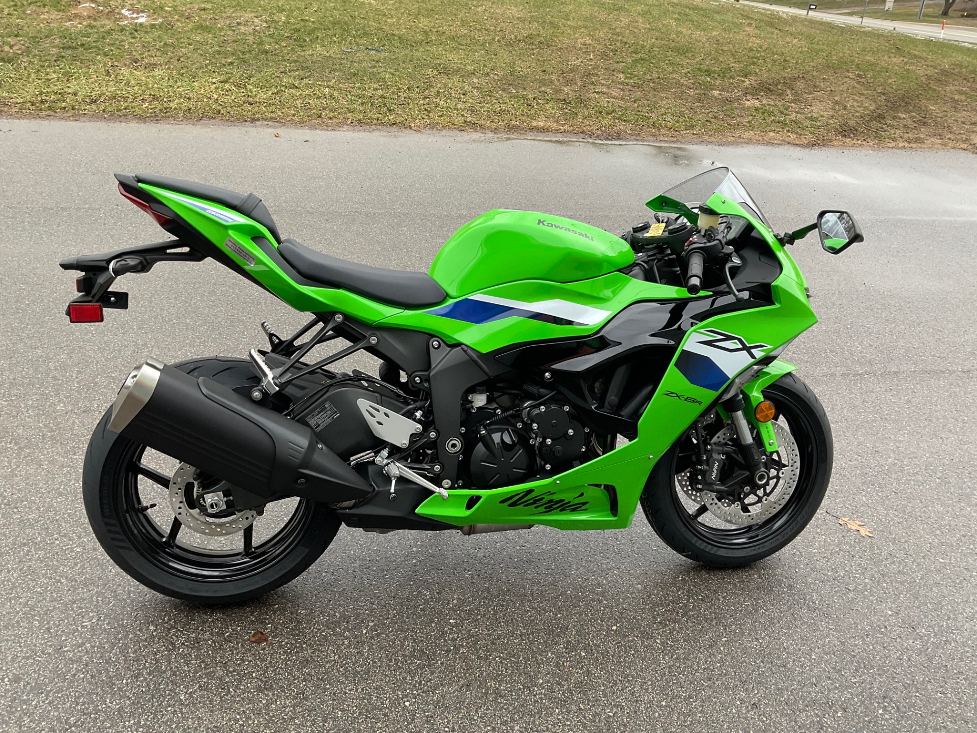 New 2026 Kawasaki Ninja® ZX™-6R ABS Motorcycles in Howell, MI