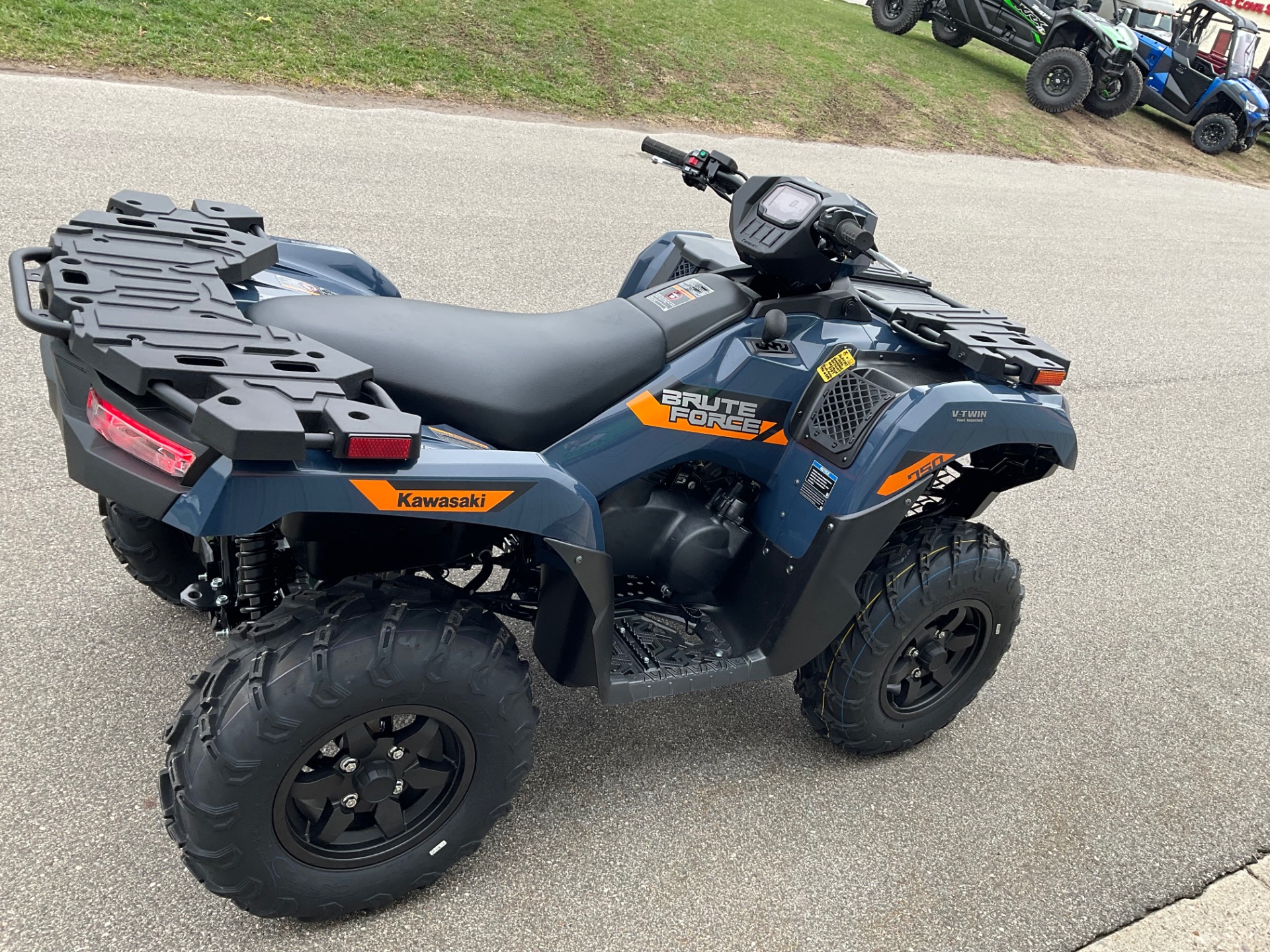 2026 Kawasaki Brute Force® 750 EPS 4
